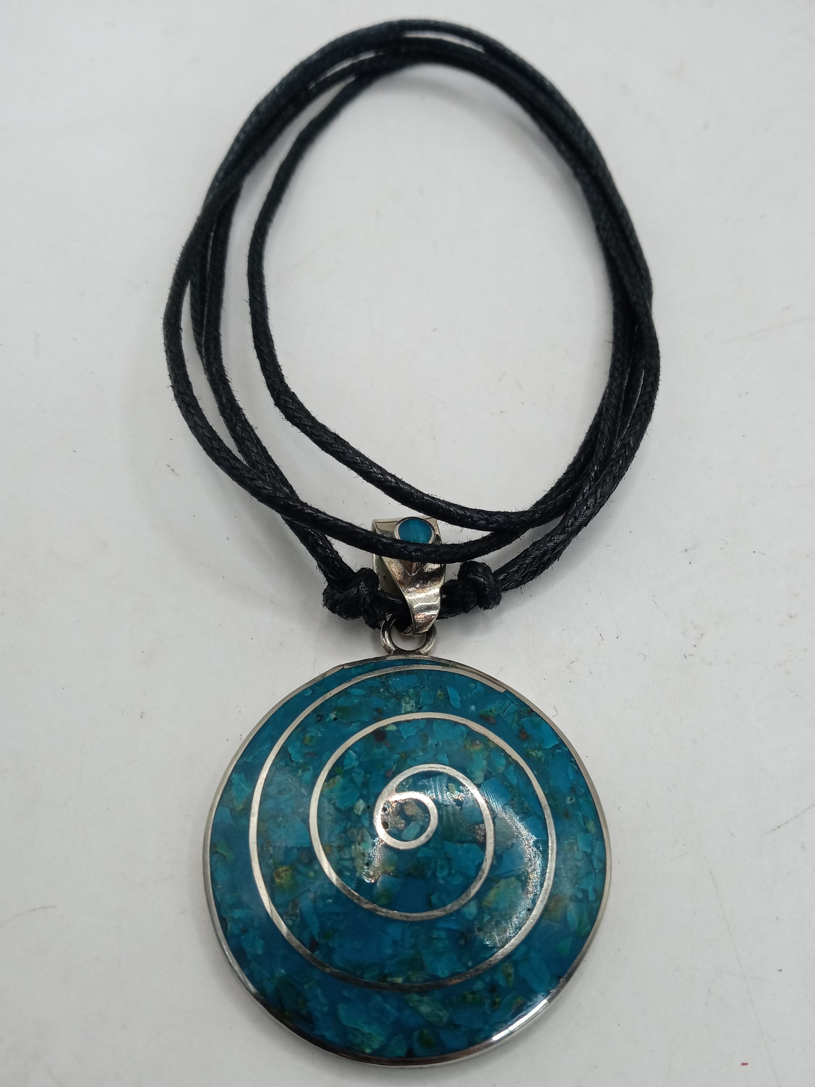 Unisex Handmade Alpaca Natural Stone Turquoise Necklace