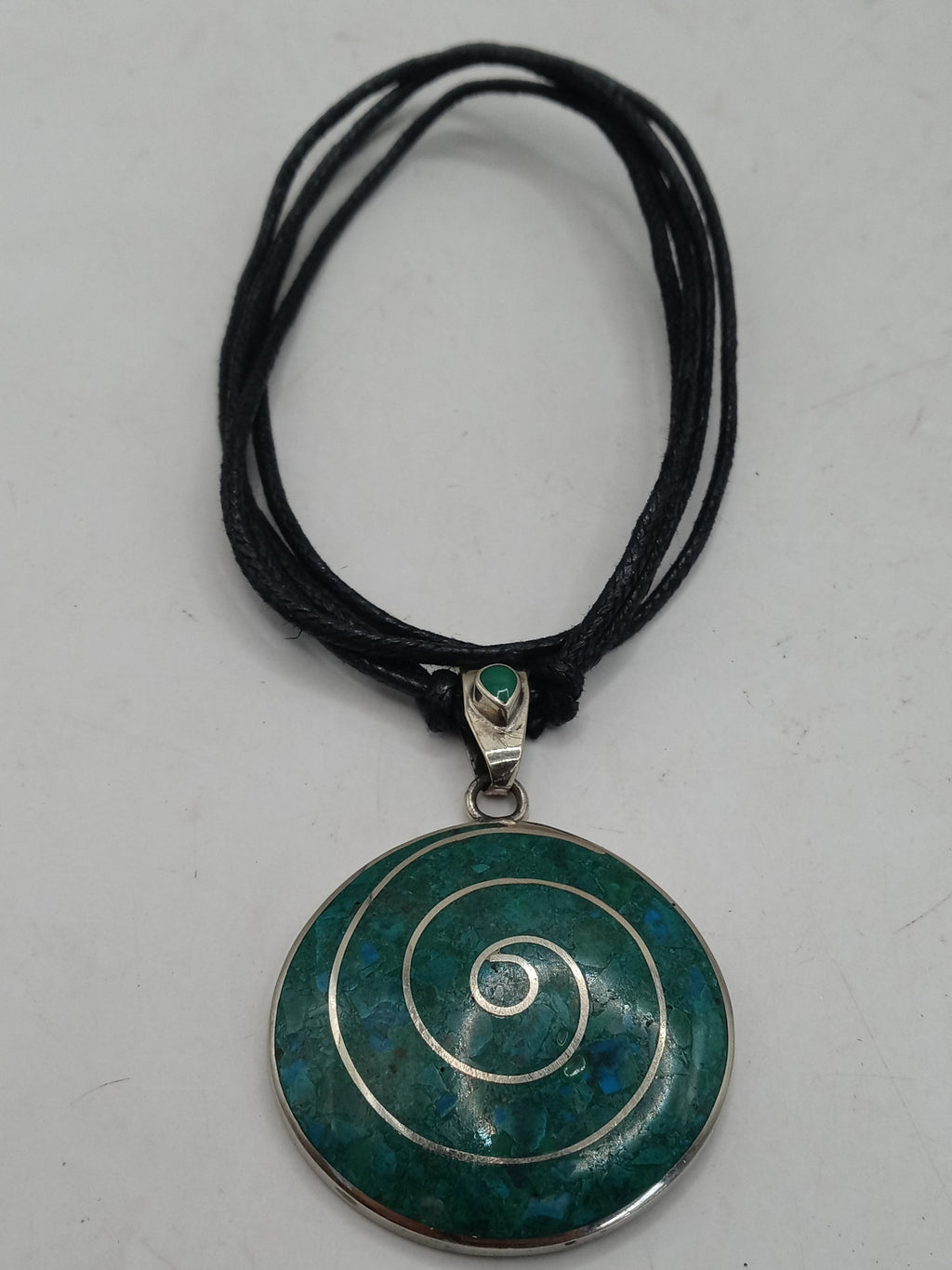 Unisex Handmade Alpaca Natural Stone Serpentine Necklace