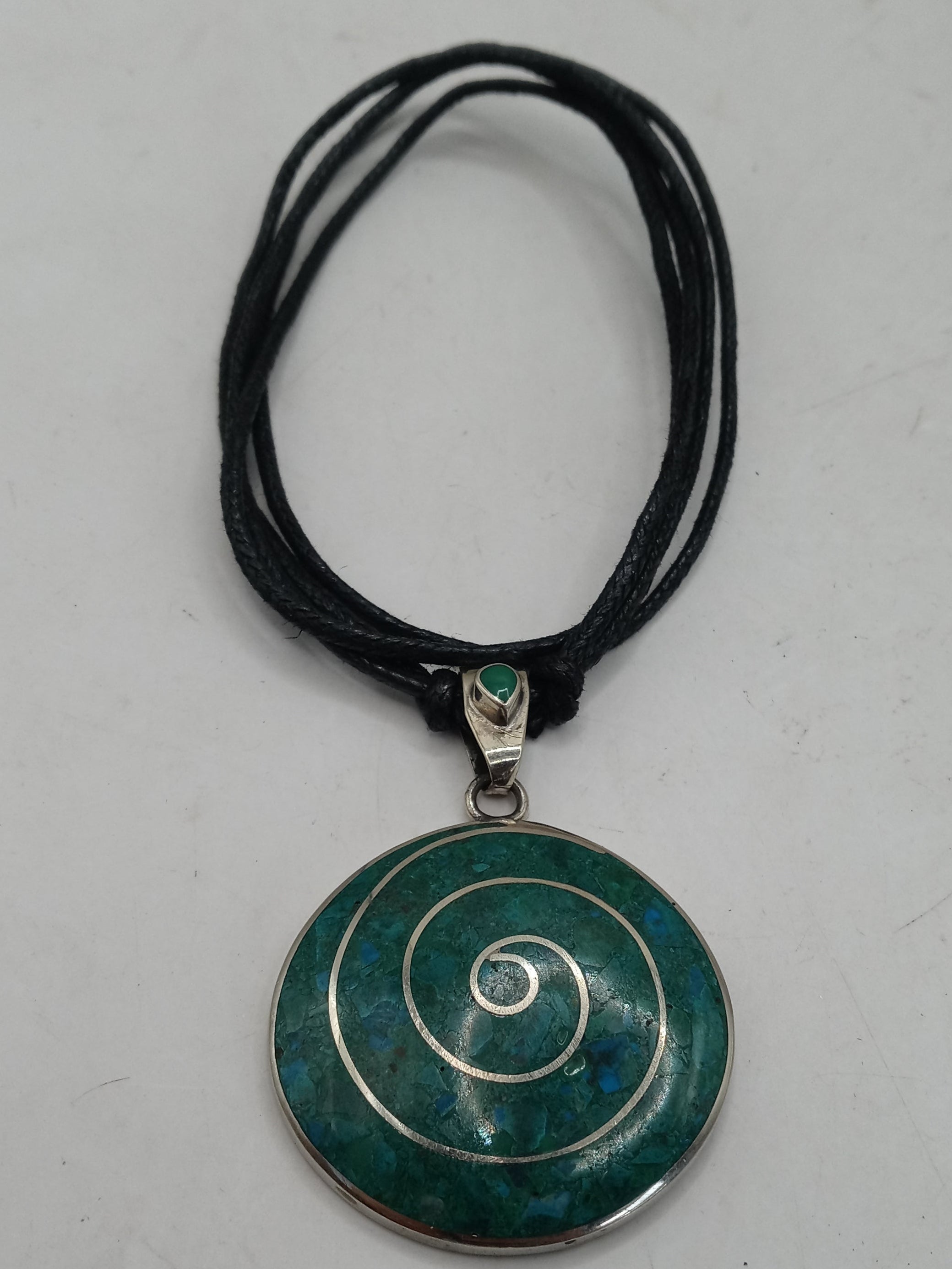 Unisex Handmade Alpaca Natural Stone Serpentine Necklace