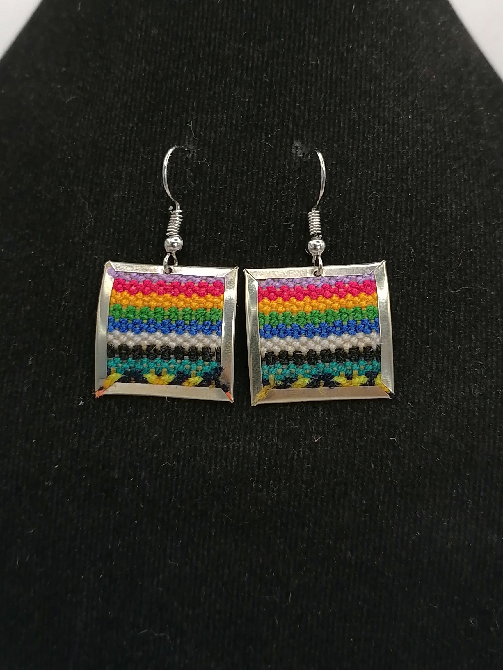 Earrings for Women, Alpaca Blanket, Andean Peruvian Handicraft, Cusco