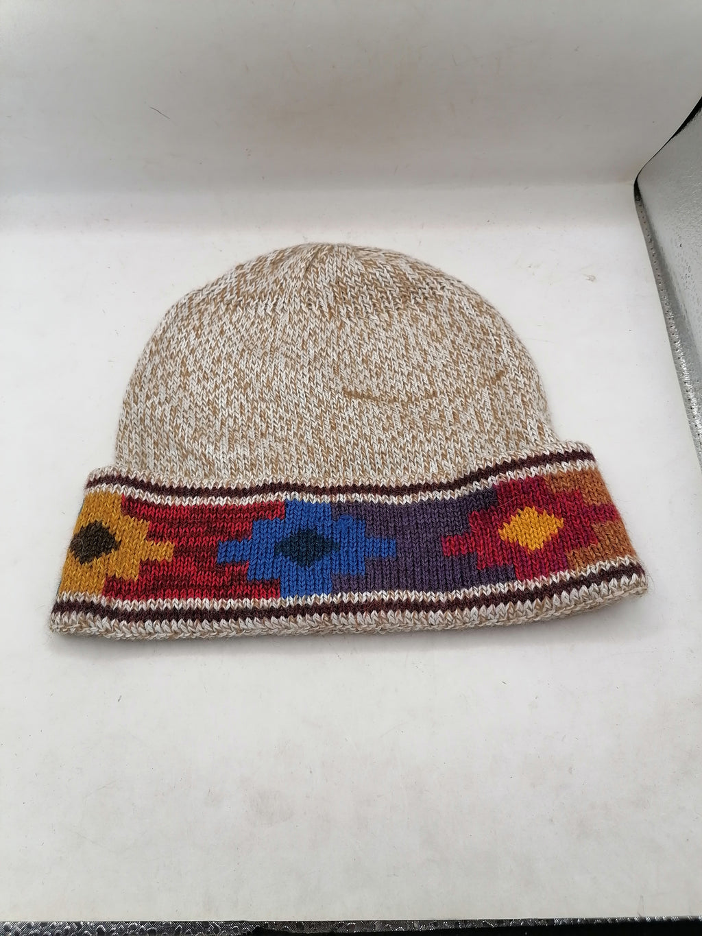 Unisex Knitted Wool Chullo for Warm Winter in Cusco