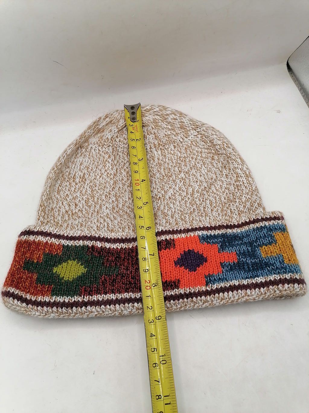 Unisex Knitted Wool Chullo for Warm Winter in Cusco