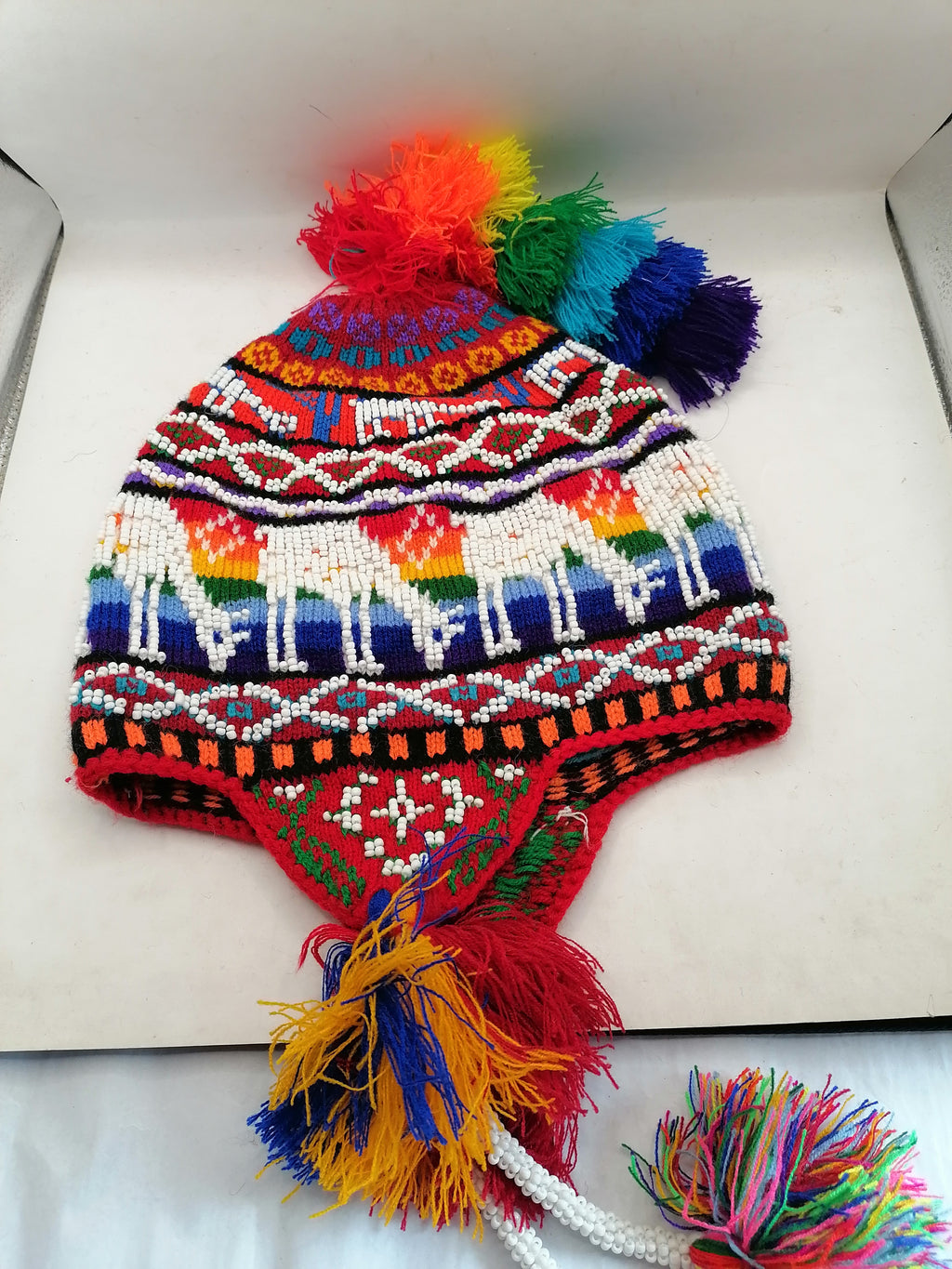Unisex Knitted Wool Chullo for Warm Winter in Cusco
