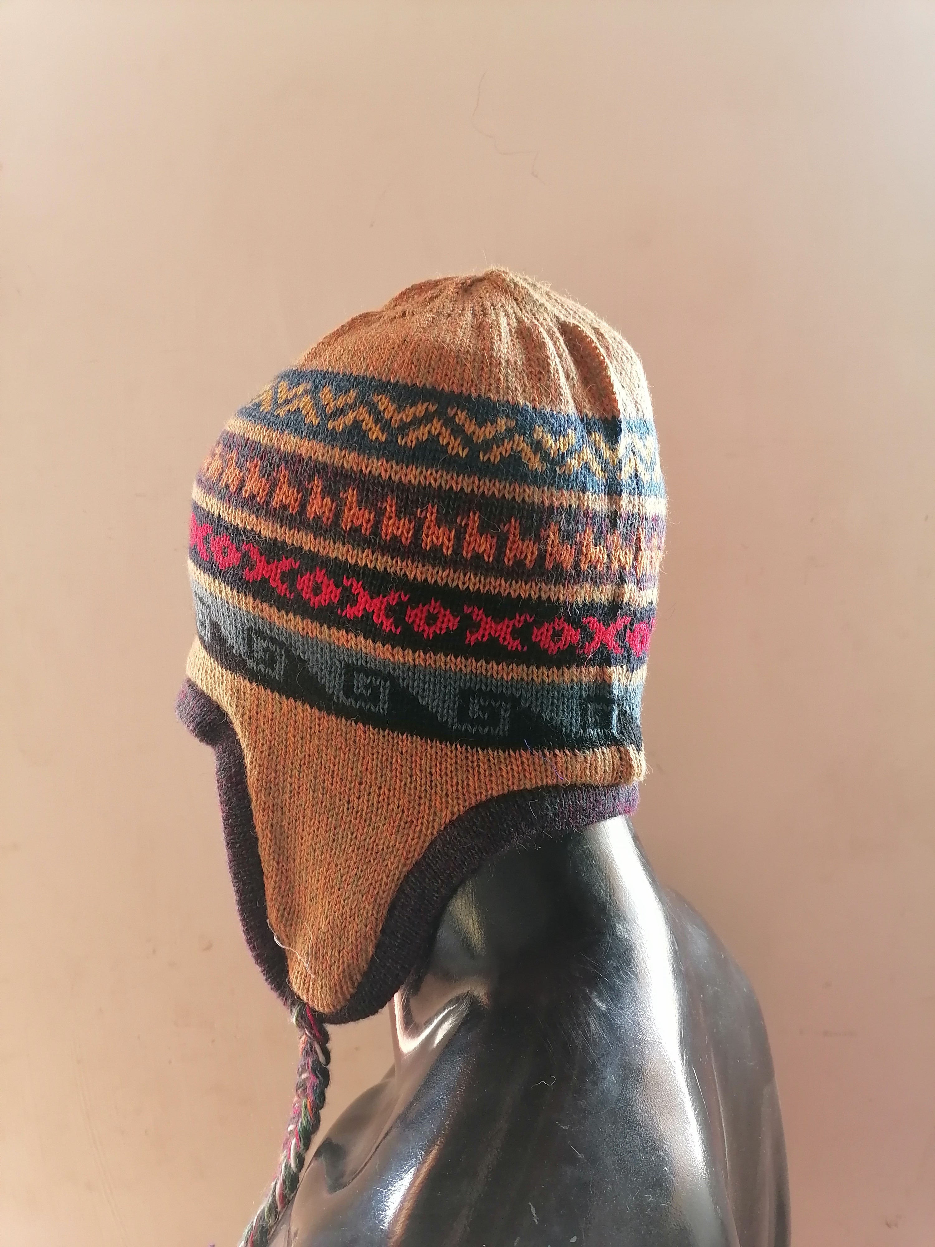 Unisex Knitted Wool Chullo for Warm Winter in Cusco