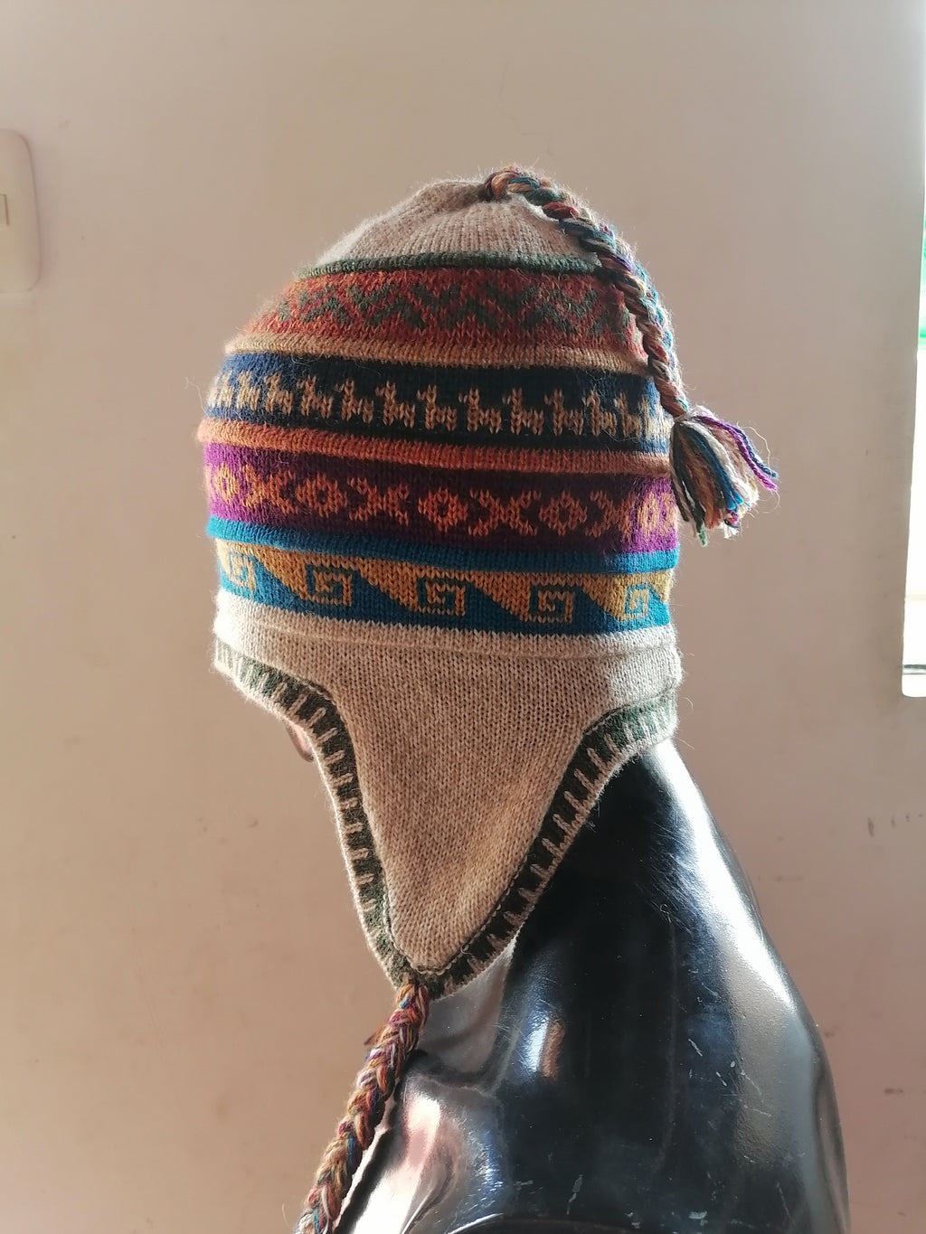 Unisex Knitted Wool Chullo Reversible Andean Hat for Winter