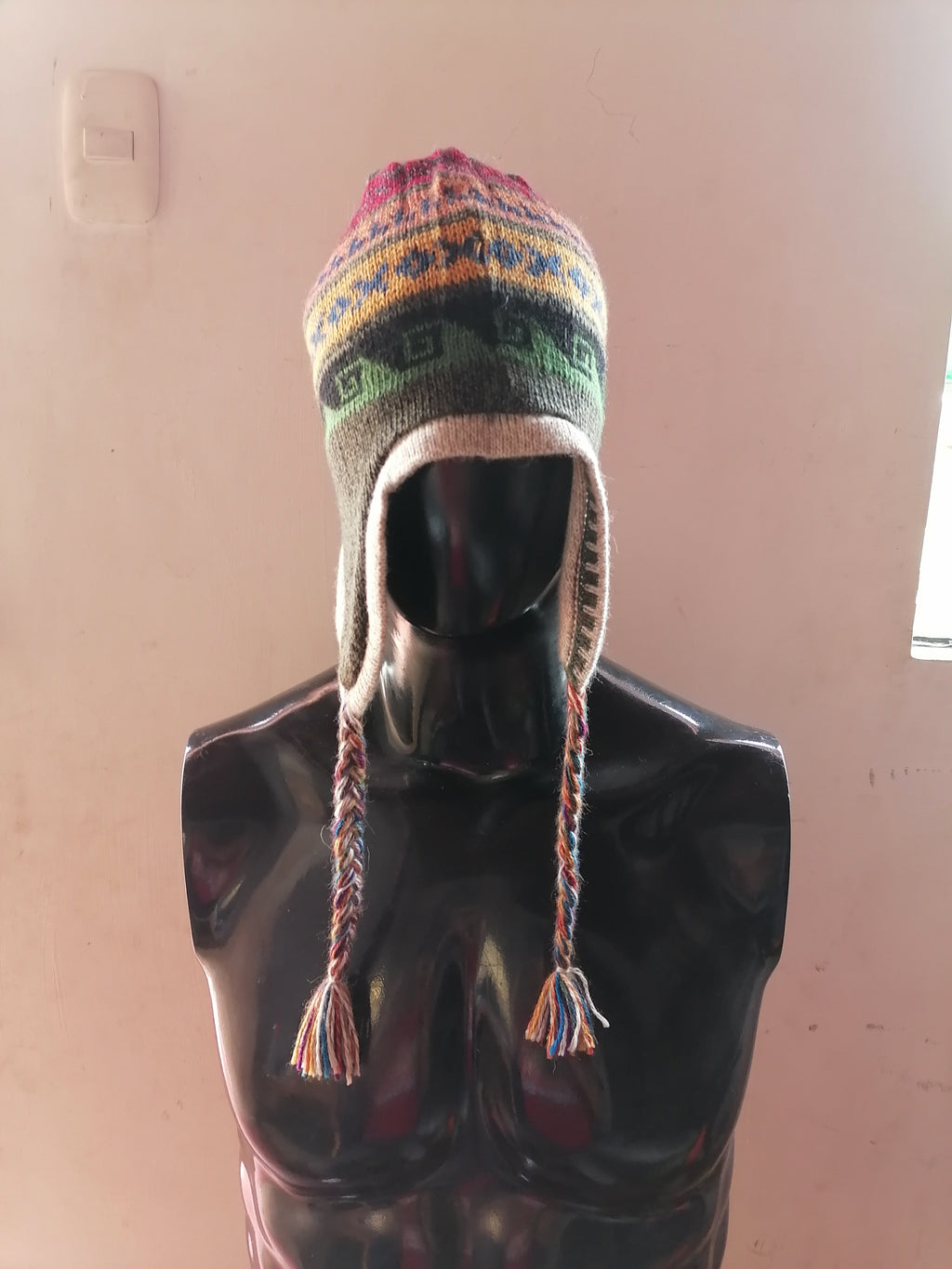 Unisex Knitted Wool Chullo Reversible Andean Hat for Winter