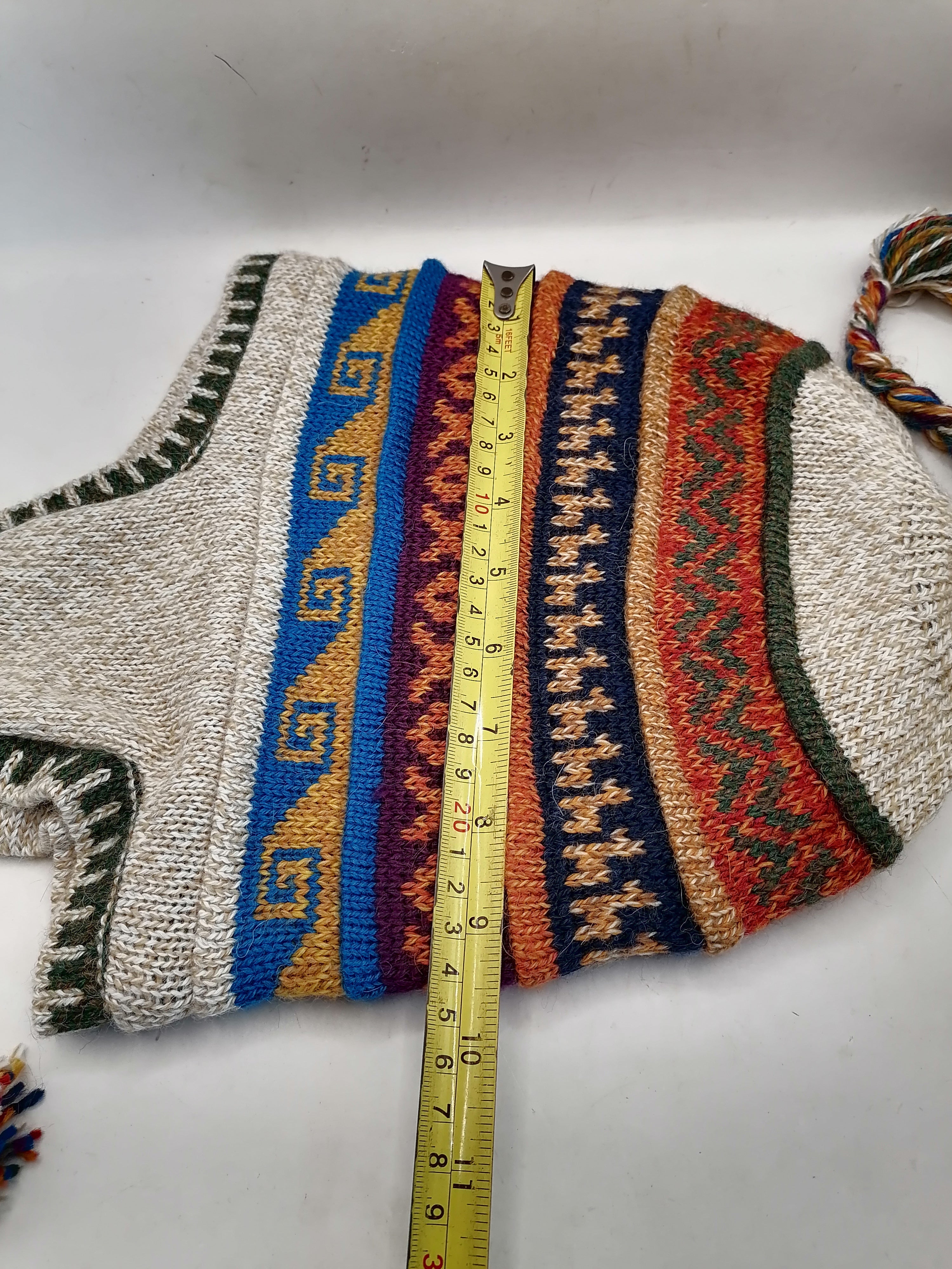 Unisex Knitted Wool Chullo Reversible Andean Hat for Winter
