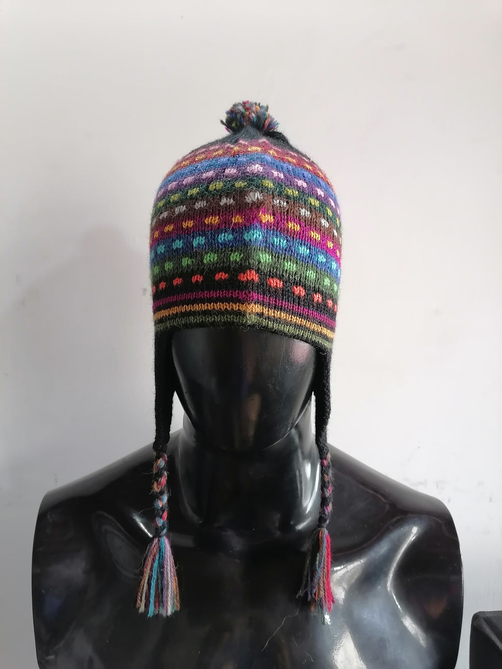 Unisex Knitted Wool Chullo for Warm Winter in Cusco