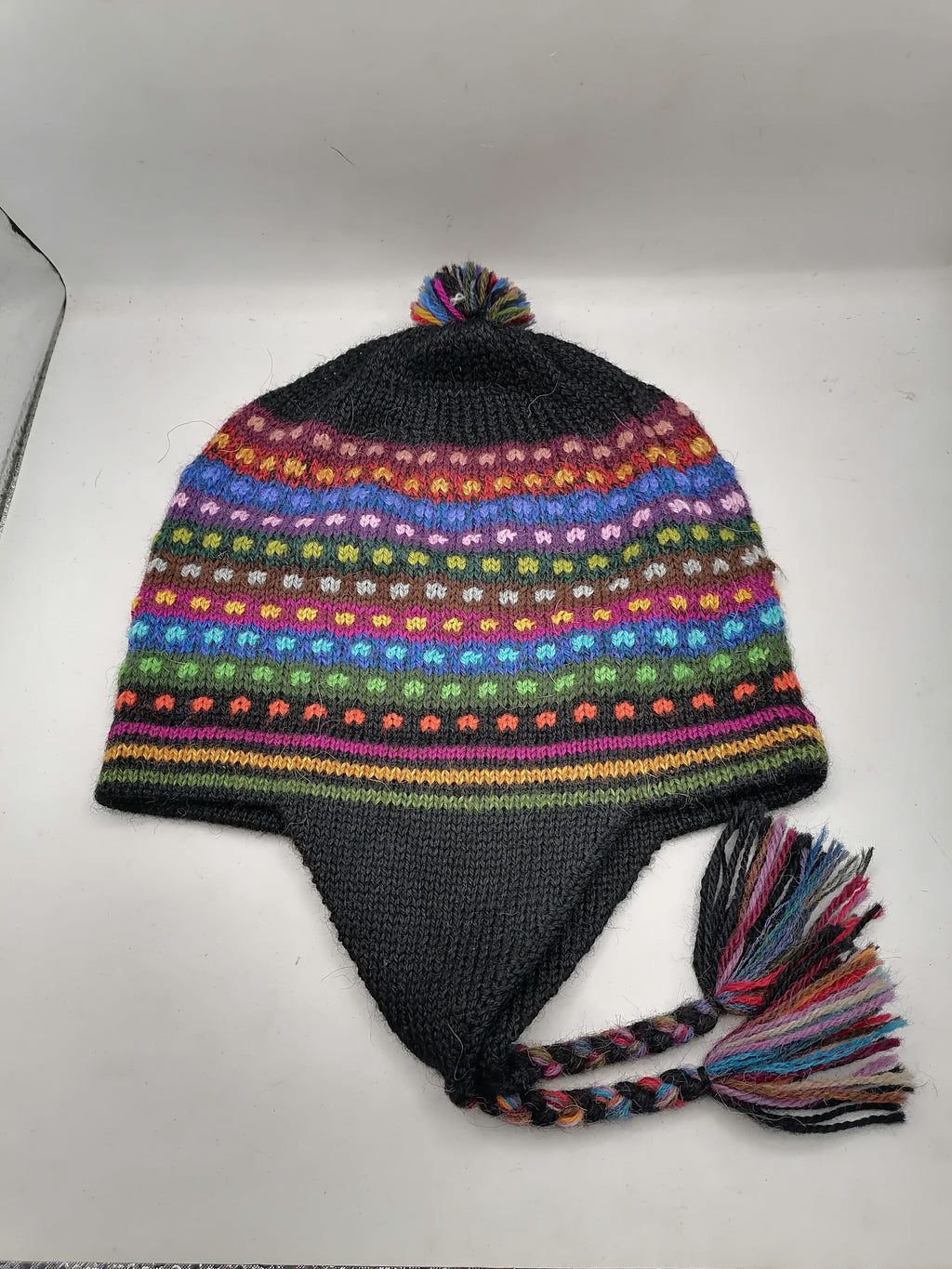 Unisex Knitted Wool Chullo for Warm Winter in Cusco