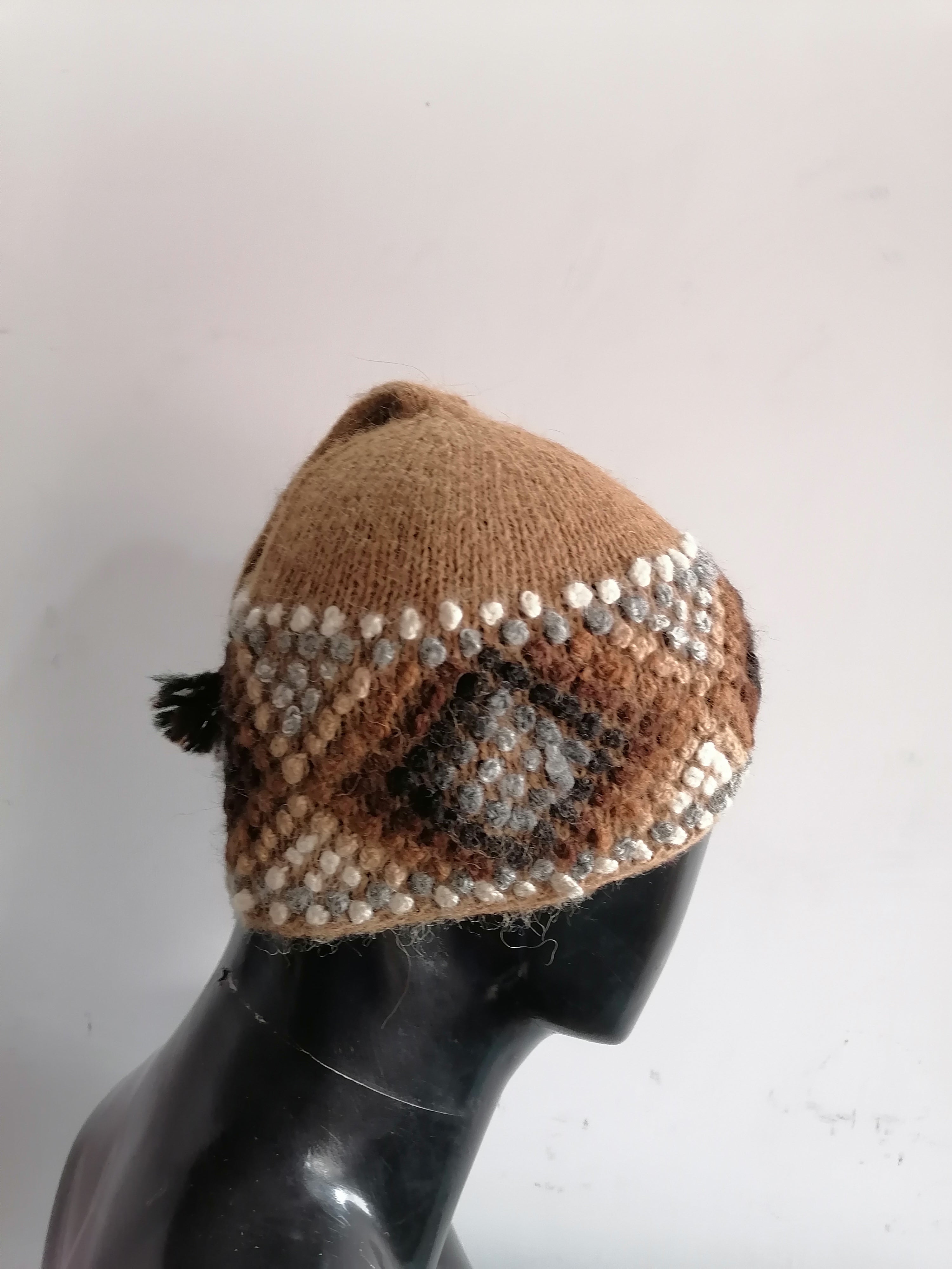 Unisex Hand-Knitted Alpaca Wool Chullo for Winter Warmth