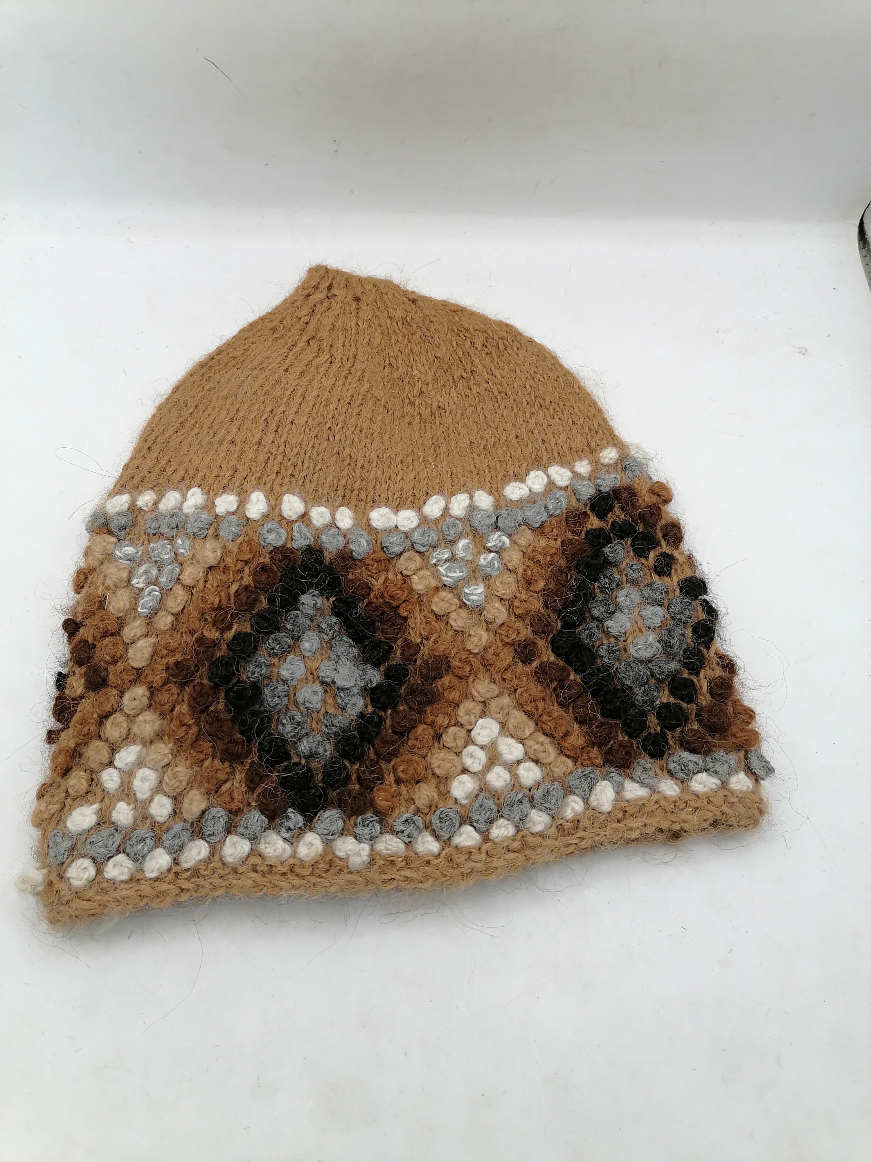 Unisex Hand-Knitted Alpaca Wool Chullo for Winter Warmth