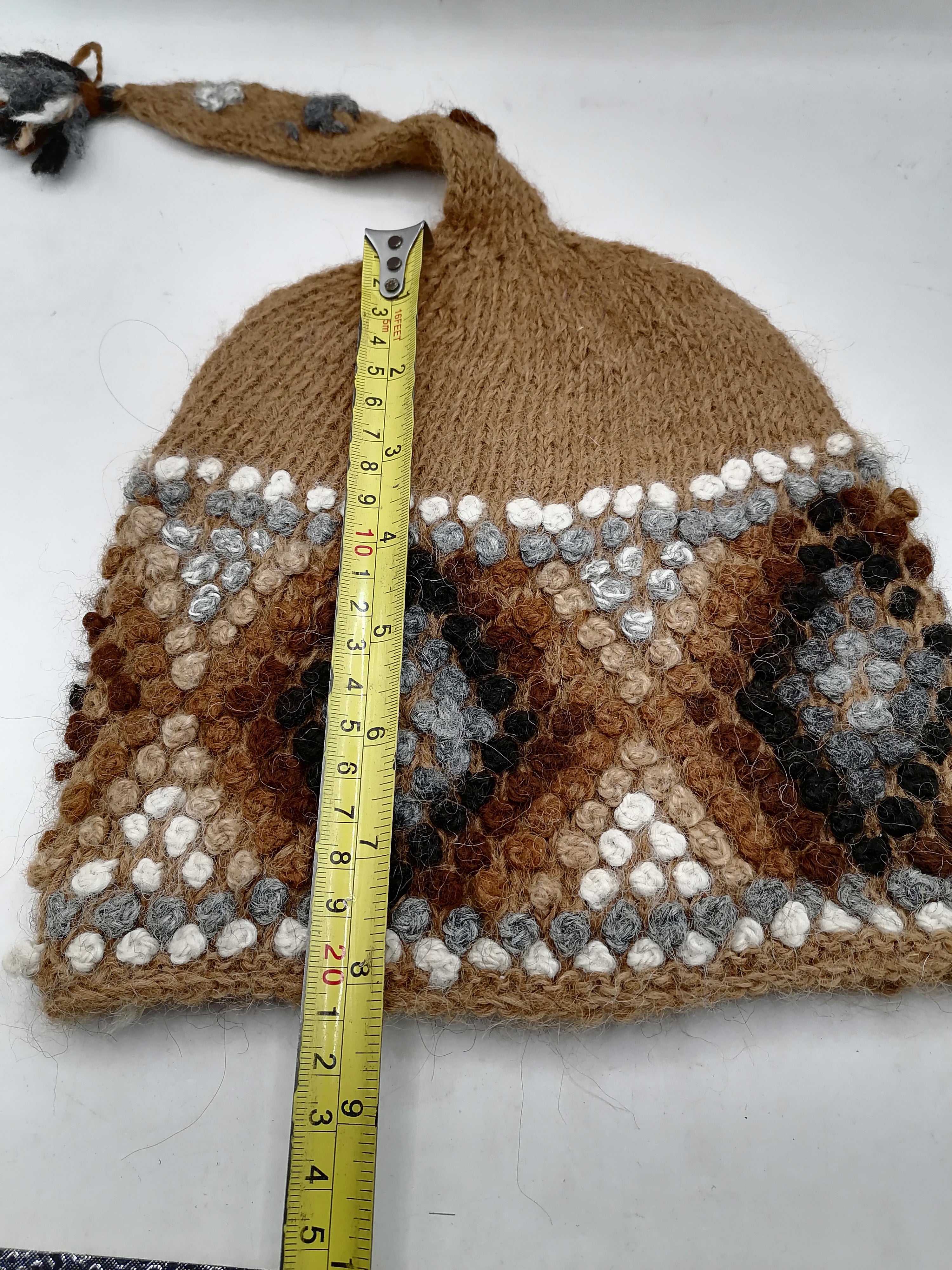 Unisex Hand-Knitted Alpaca Wool Chullo for Winter Warmth