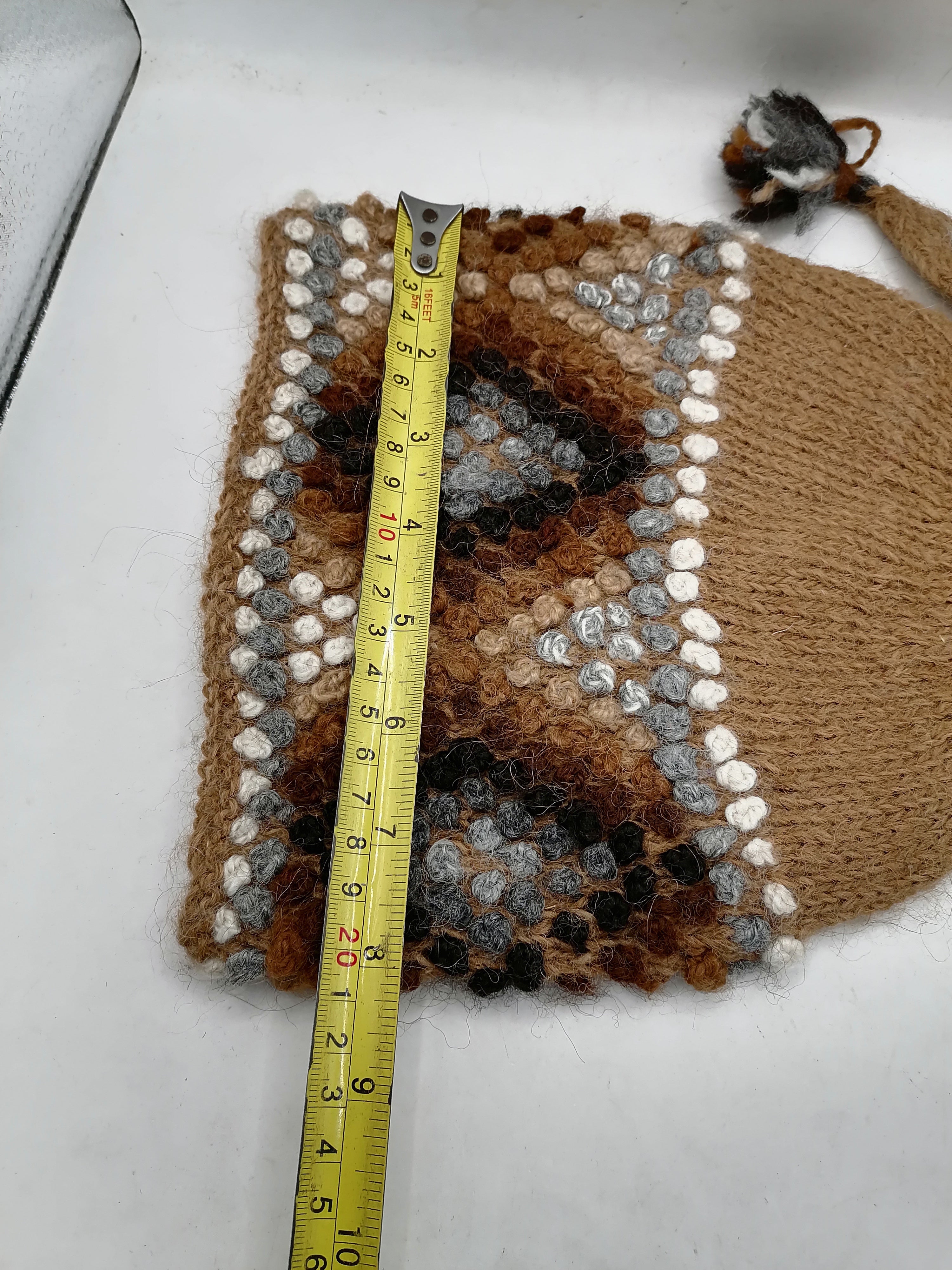 Unisex Hand-Knitted Alpaca Wool Chullo for Winter Warmth