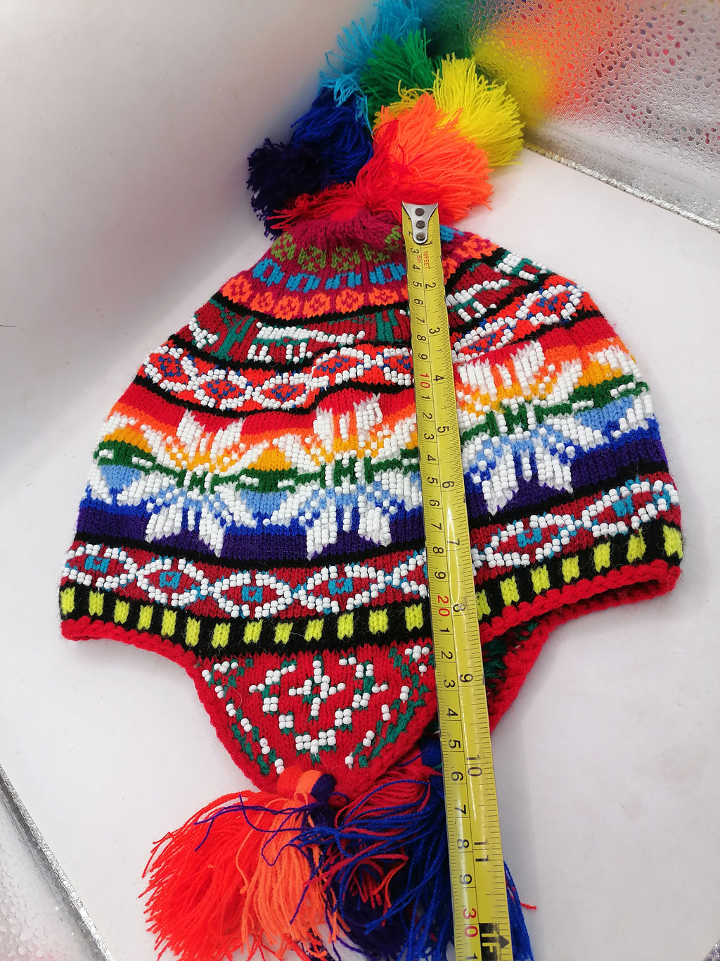 Unisex Knitted Wool Chullo for Warm Winter in Cusco