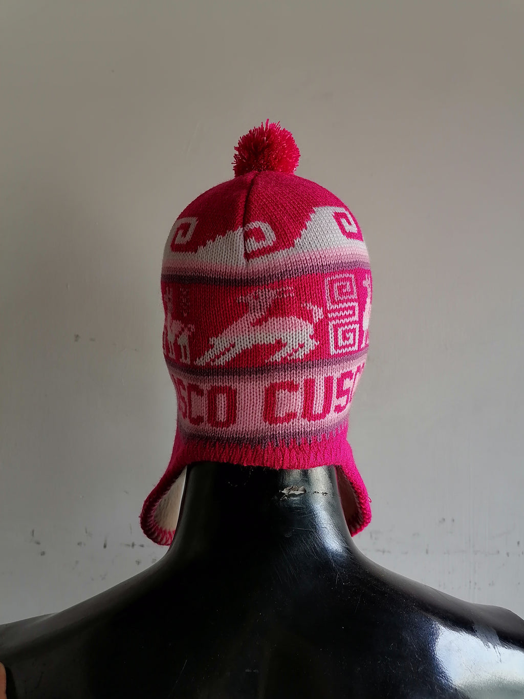 Unisex Knitted Wool Chullo for Warm Winter in Cusco