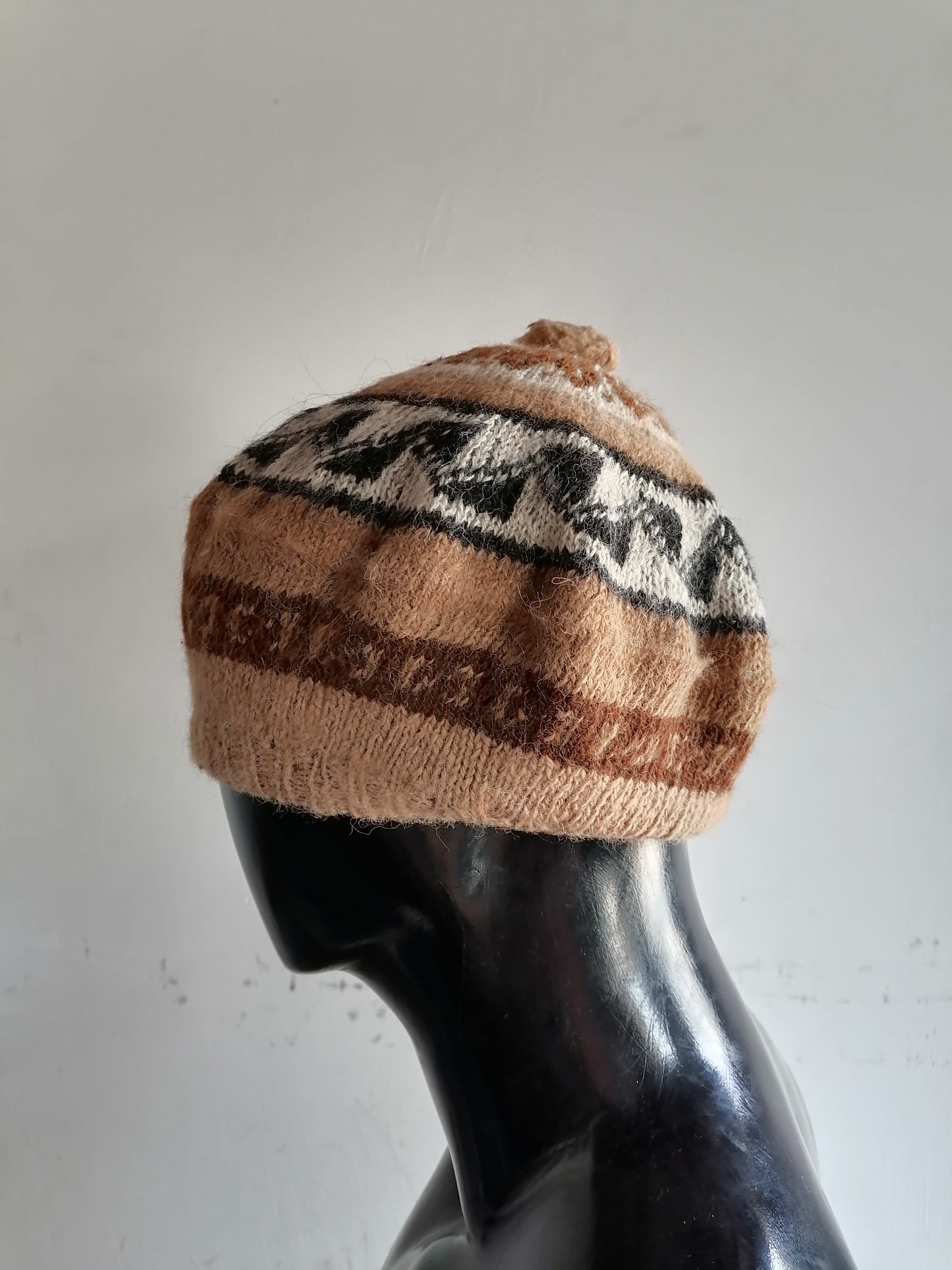 Unisex Beret Knitted Wool Peruvian Handicraft Cusco
