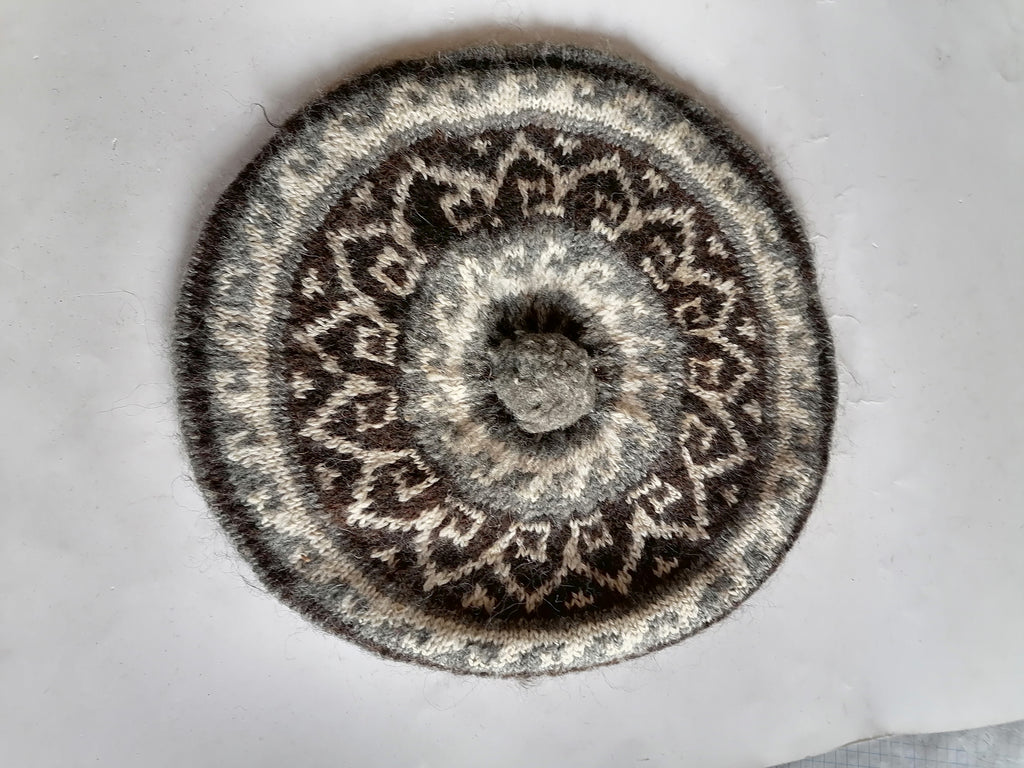 Unisex Wool Knit Beret for Warm Winter in Cusco