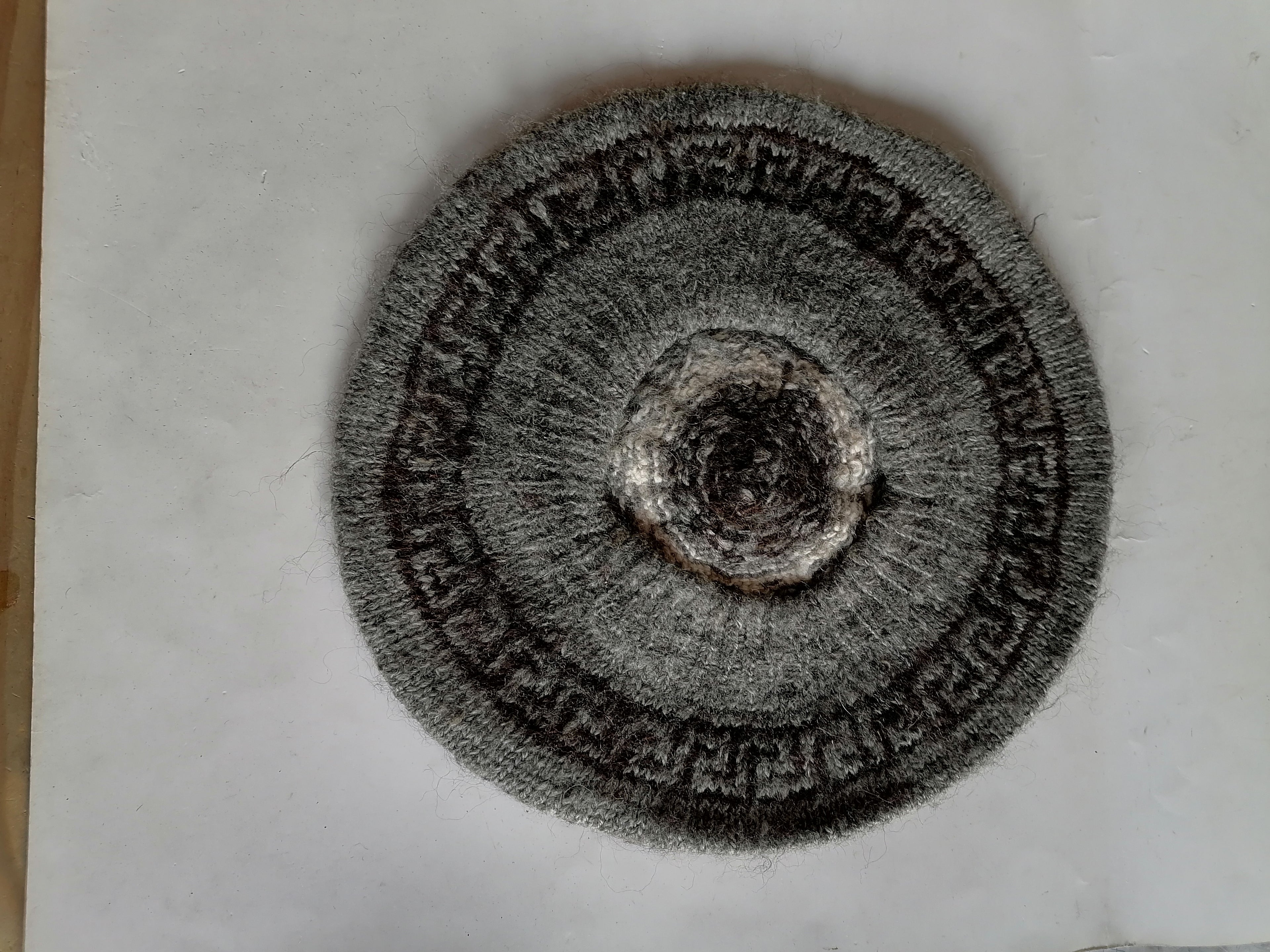 Unisex Wool Knit Beret for Warm Winter in Cusco