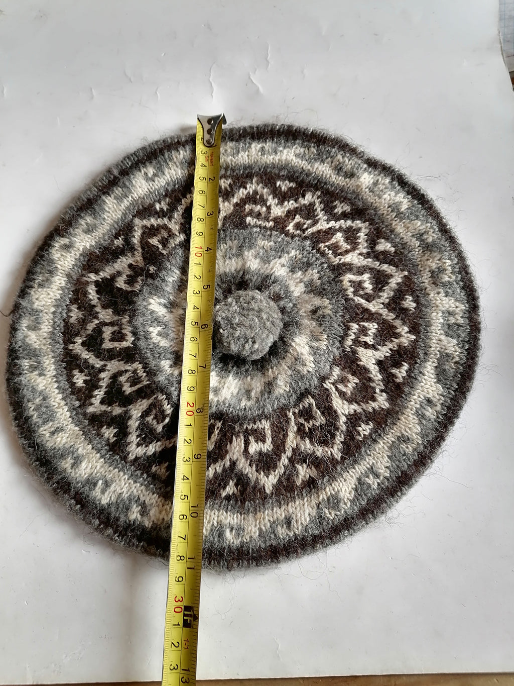 Unisex Wool Knit Beret for Warm Winter in Cusco