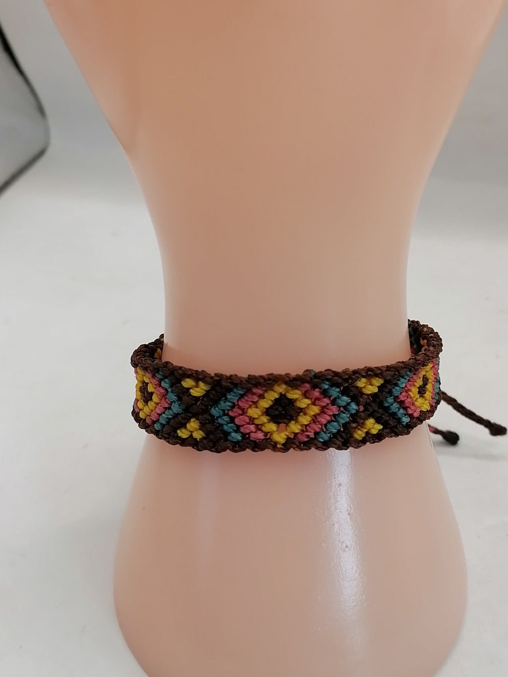Unisex Woven Macrame Thread Bracelet with Geometric Shapes