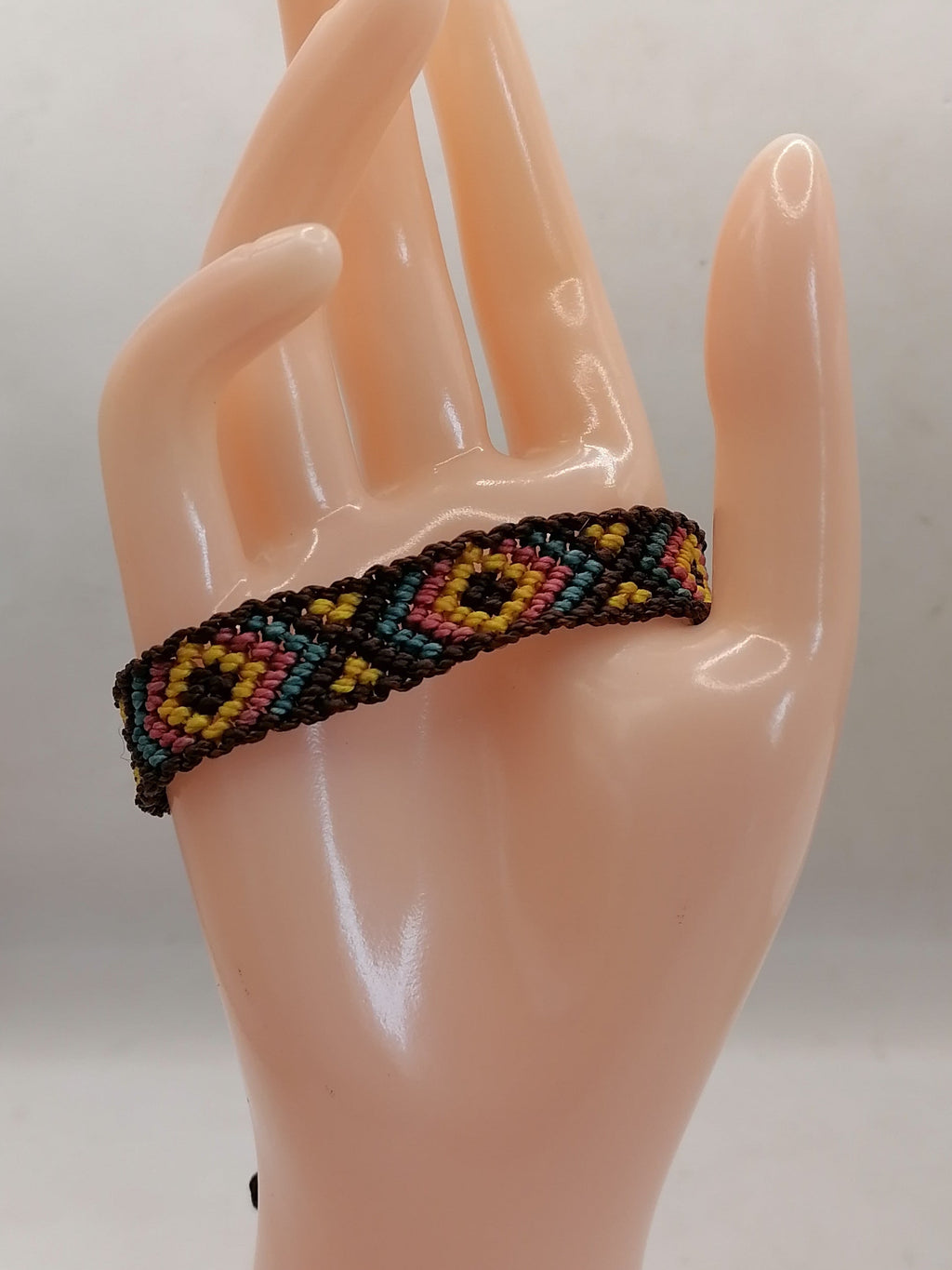 Unisex Woven Macrame Thread Bracelet with Geometric Shapes