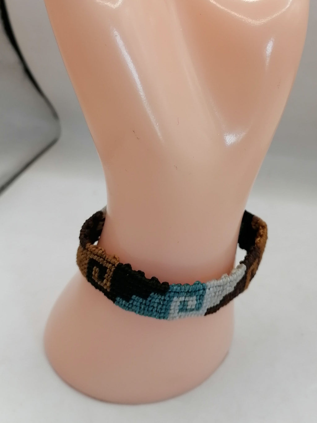 Women's Woven Macrame Bracelet with Labyrinth Designs - Peruvian Handicraft