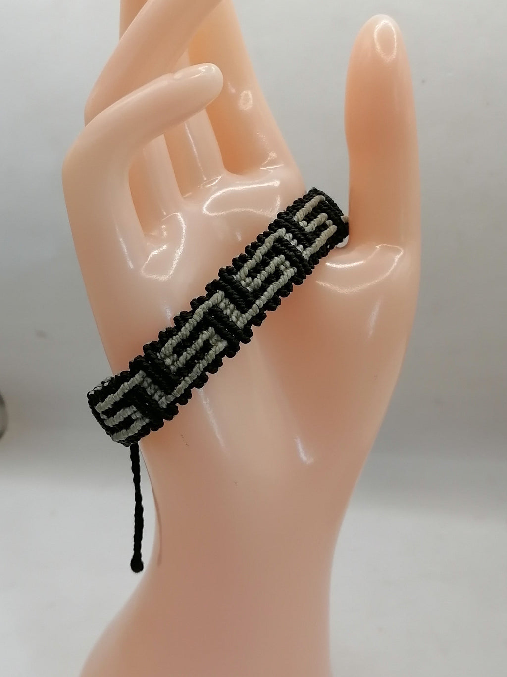 Women's Woven Macrame Thread Bracelet, Peruvian Handicraft, Cusco