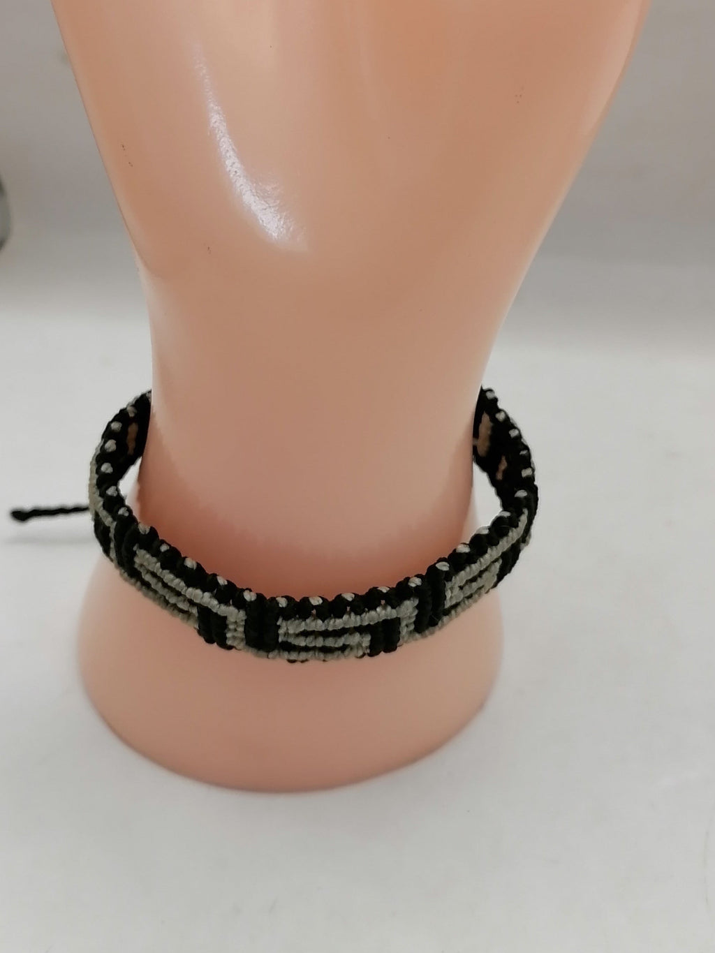 Women's Woven Macrame Thread Bracelet, Peruvian Handicraft, Cusco