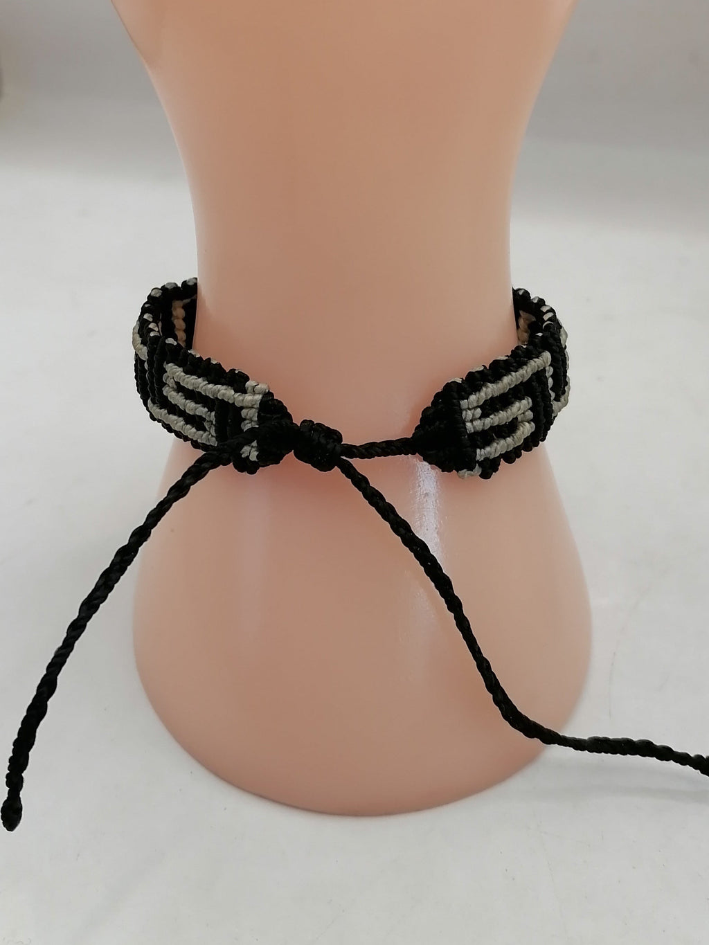 Women's Woven Macrame Thread Bracelet, Peruvian Handicraft, Cusco