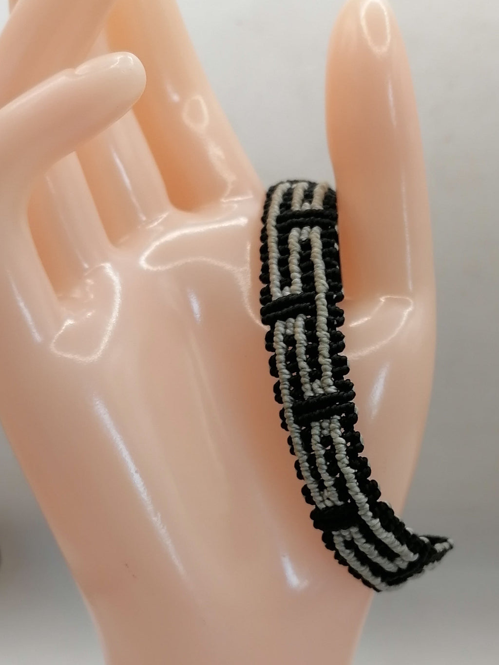 Women's Woven Macrame Thread Bracelet, Peruvian Handicraft, Cusco