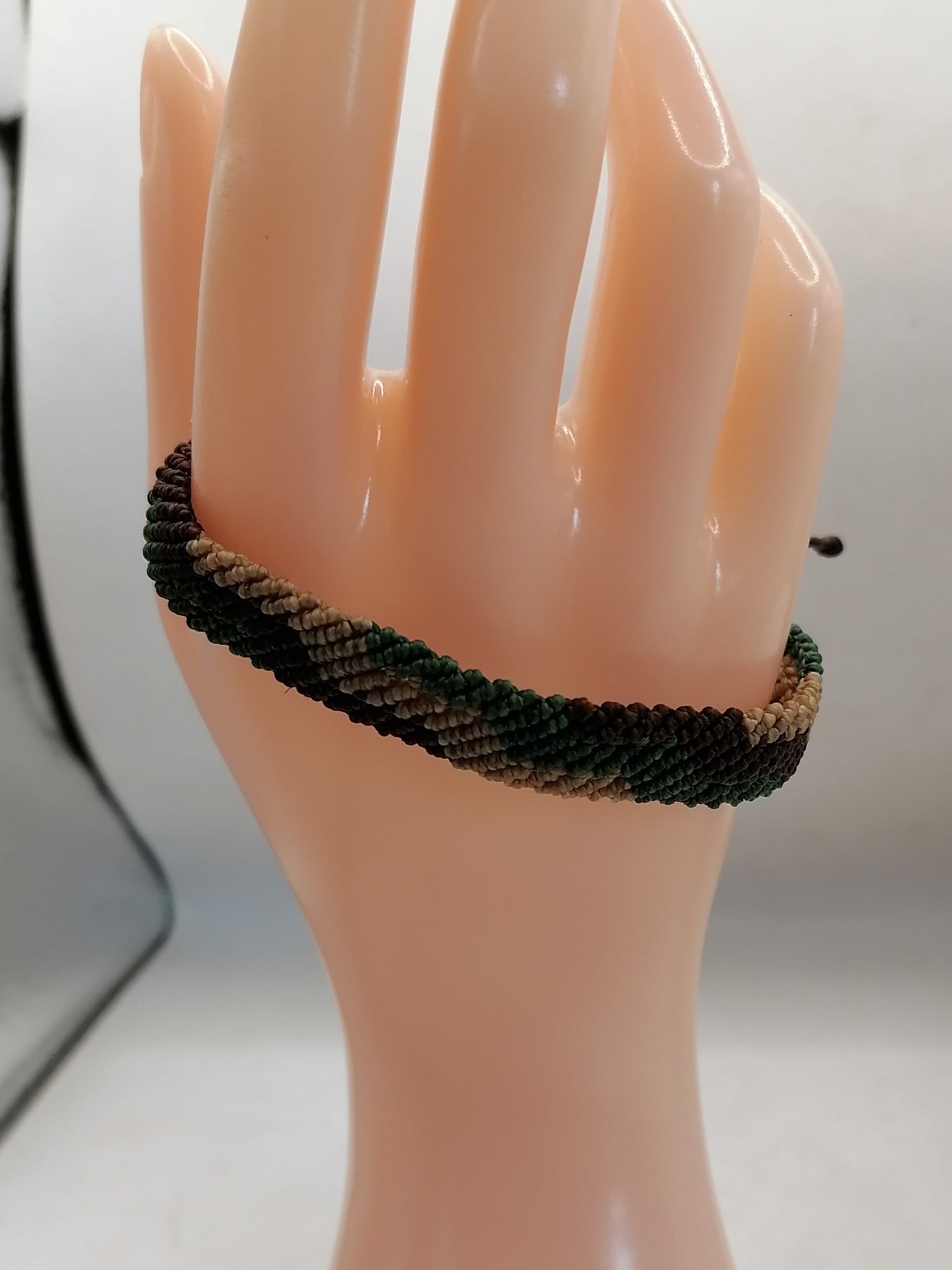 Women's Woven Macrame Thread Bracelet, Peruvian Handicraft, Cusco
