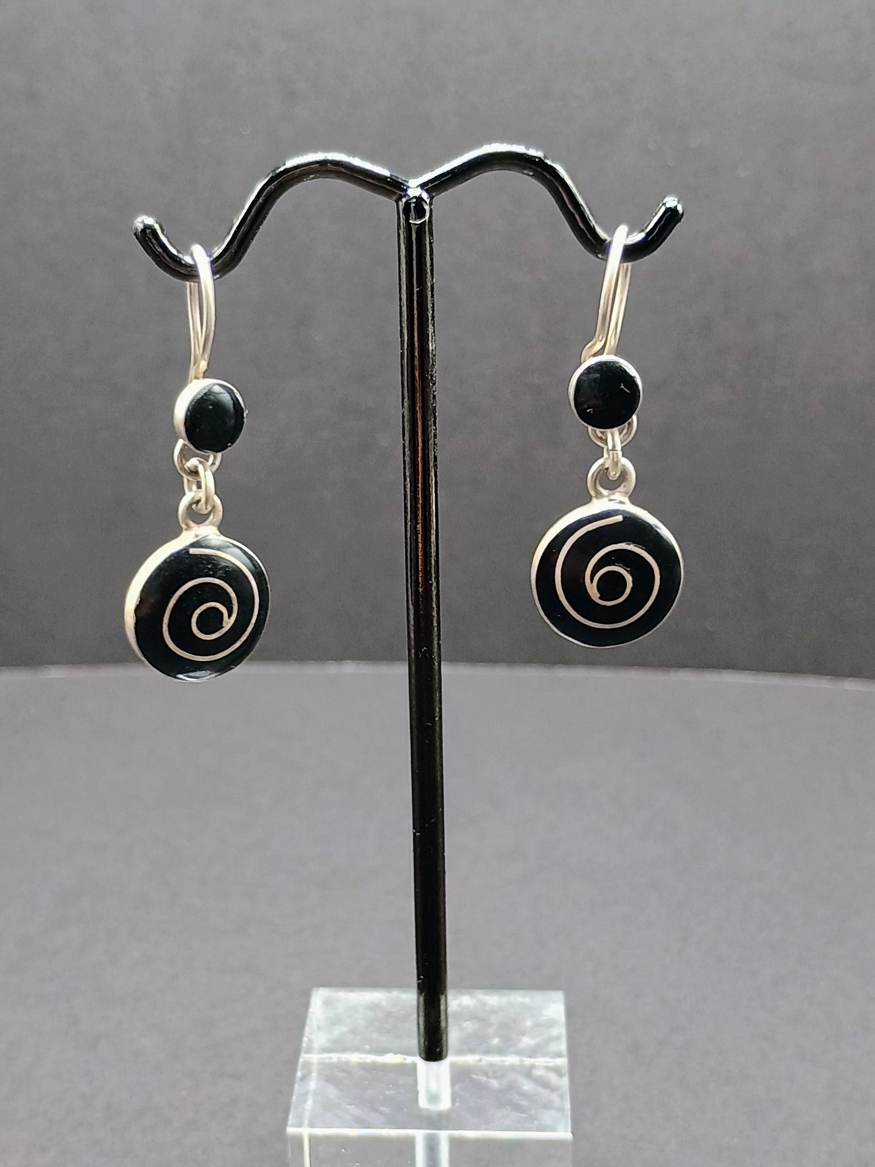 Women's Earrings in 950 Sterling Silver with Inlaid Stone, Inspired by the Inca Pachamama