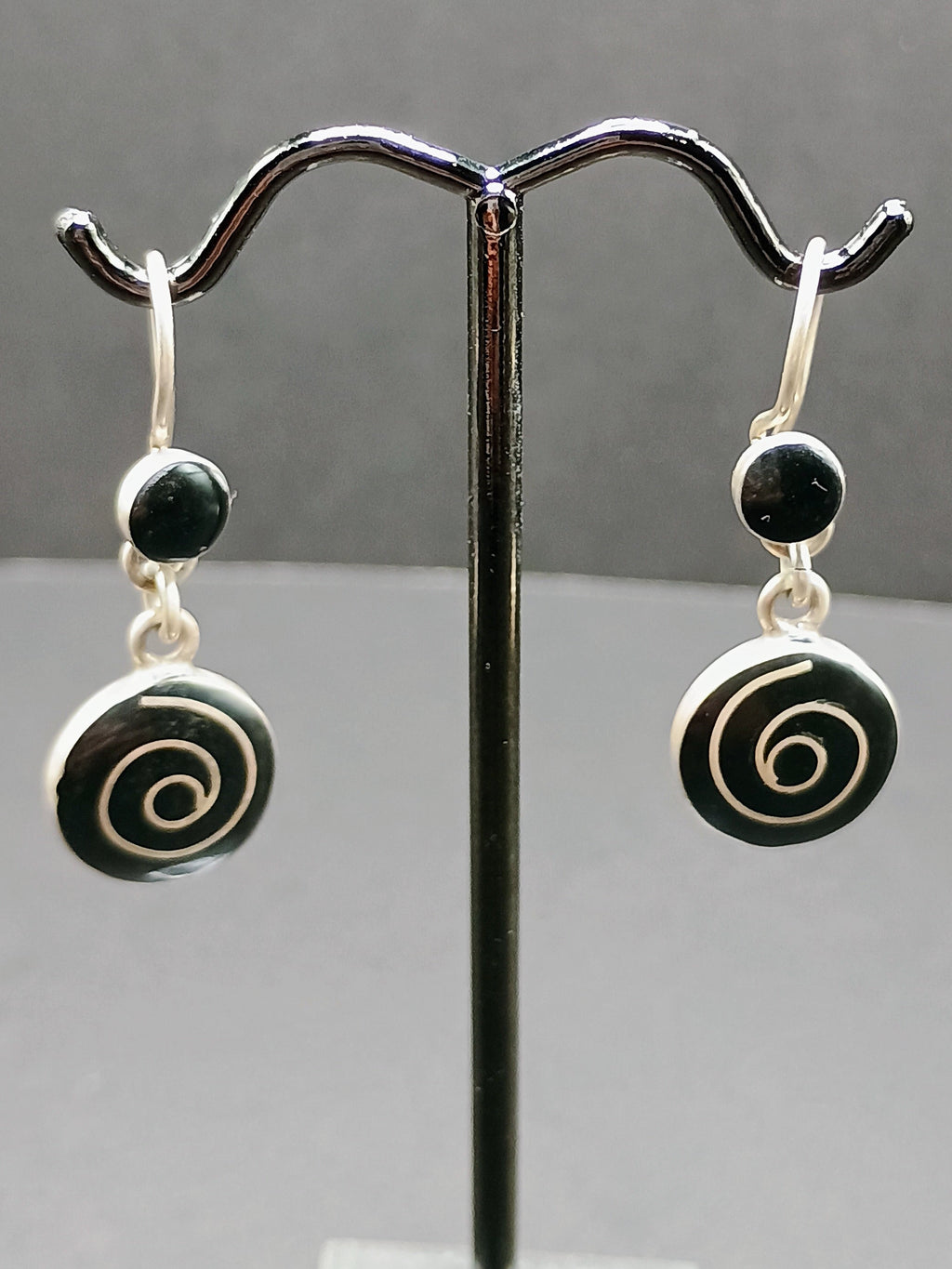 Women's Earrings in 950 Sterling Silver with Inlaid Stone, Inspired by the Inca Pachamama