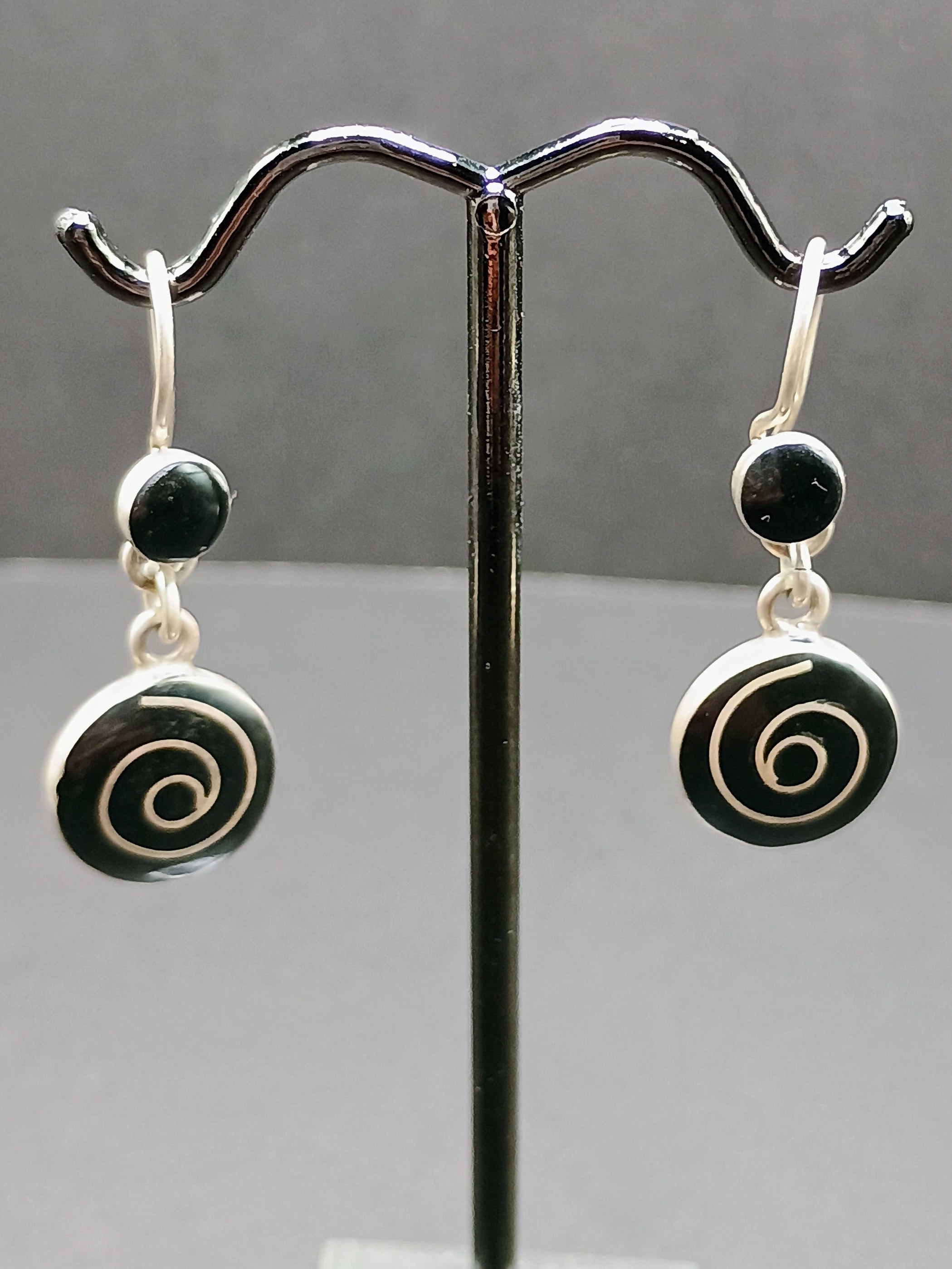 Women's Earrings in 950 Sterling Silver with Inlaid Stone, Inspired by the Inca Pachamama