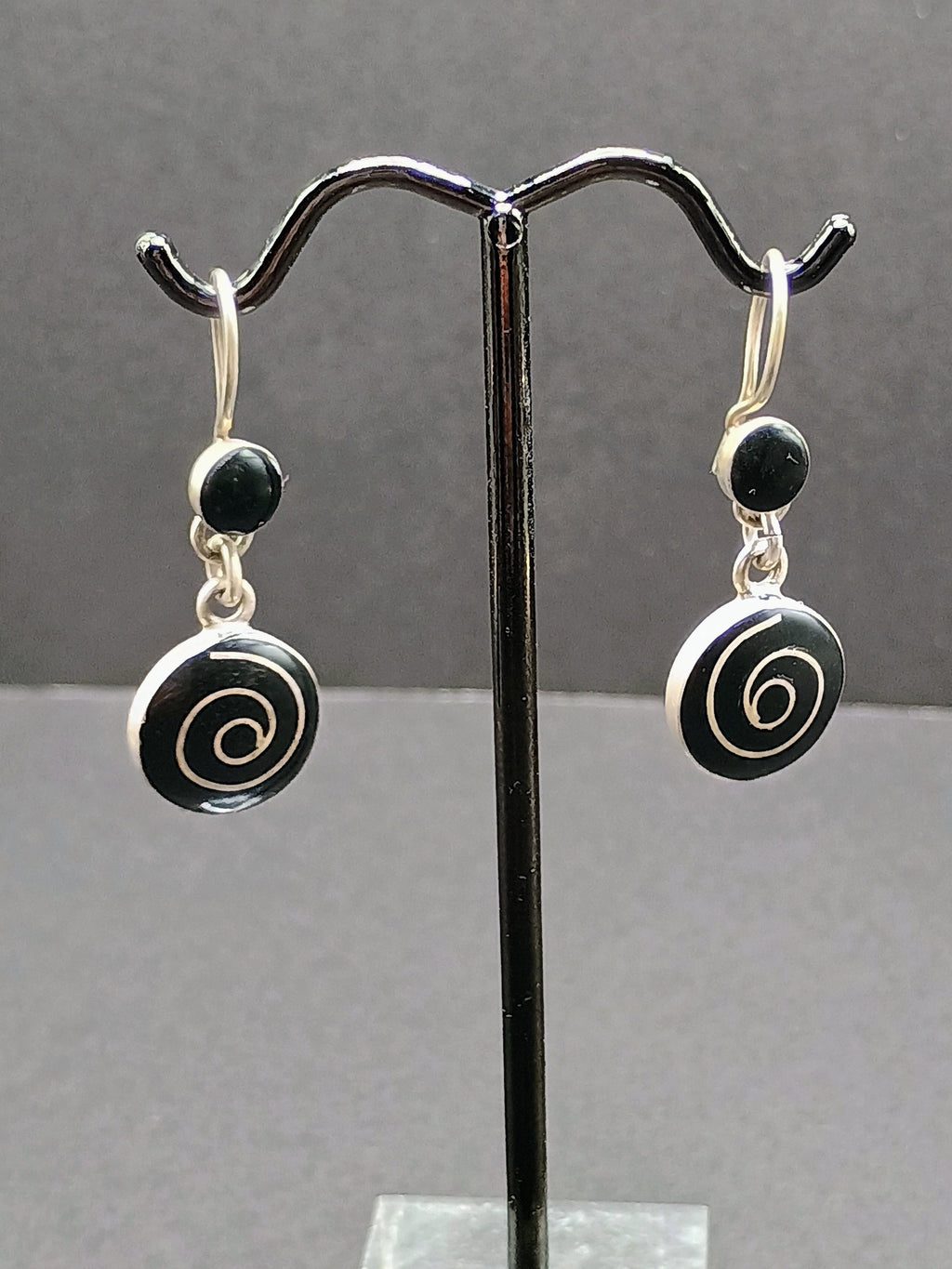 Women's Earrings in 950 Sterling Silver with Inlaid Stone, Inspired by the Inca Pachamama