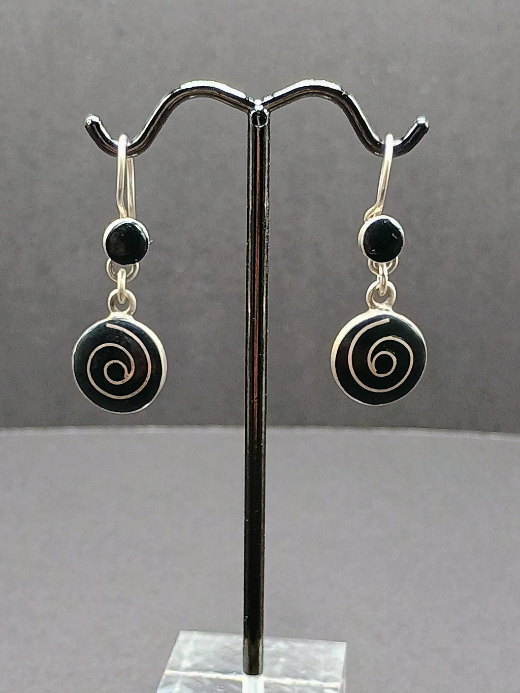 Women's Earrings in 950 Sterling Silver with Inlaid Stone, Inspired by the Inca Pachamama