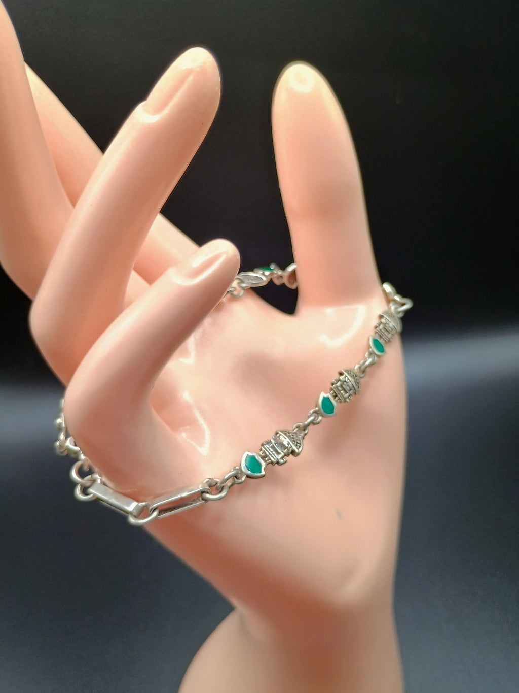 Unisex Handmade Bracelet in 950 Sterling Silver with Tumi Design and Inlaid Stone