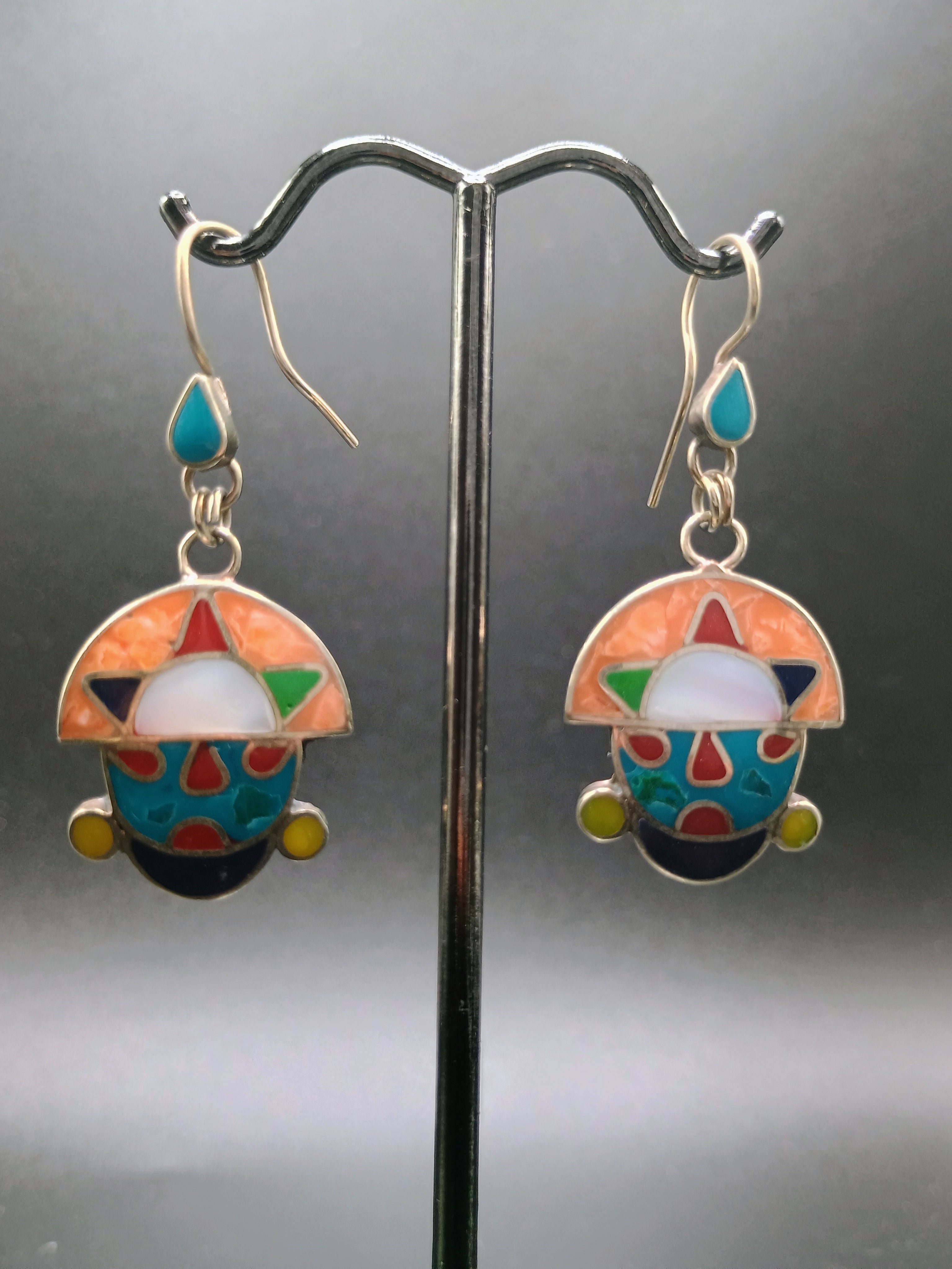 Women's Earrings in 950 Sterling Silver, Tumi Design with Inlaid Stone