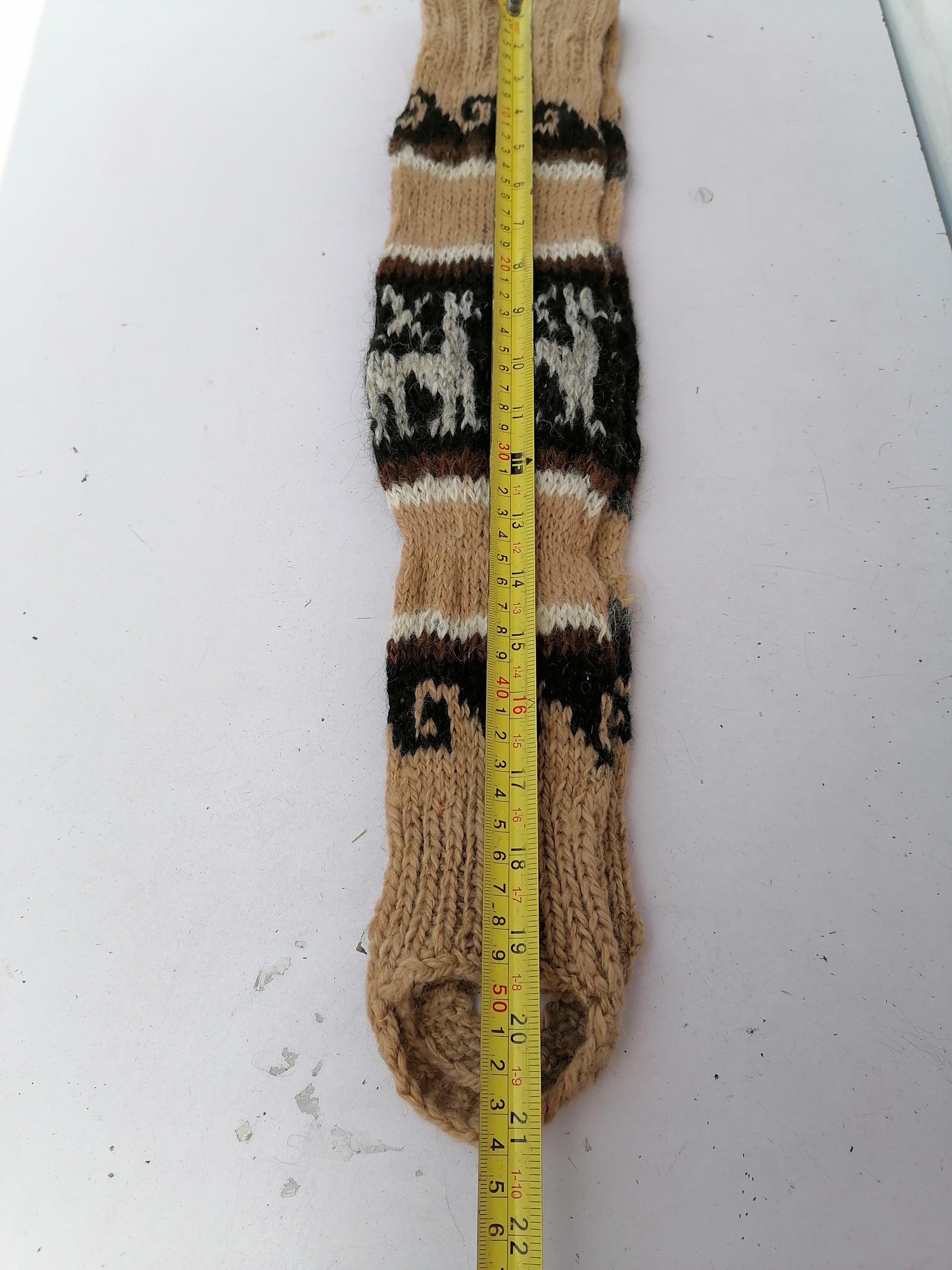 Alpaca Wool Leg Warmer and Glove Set for Warm Winter in the Andes
