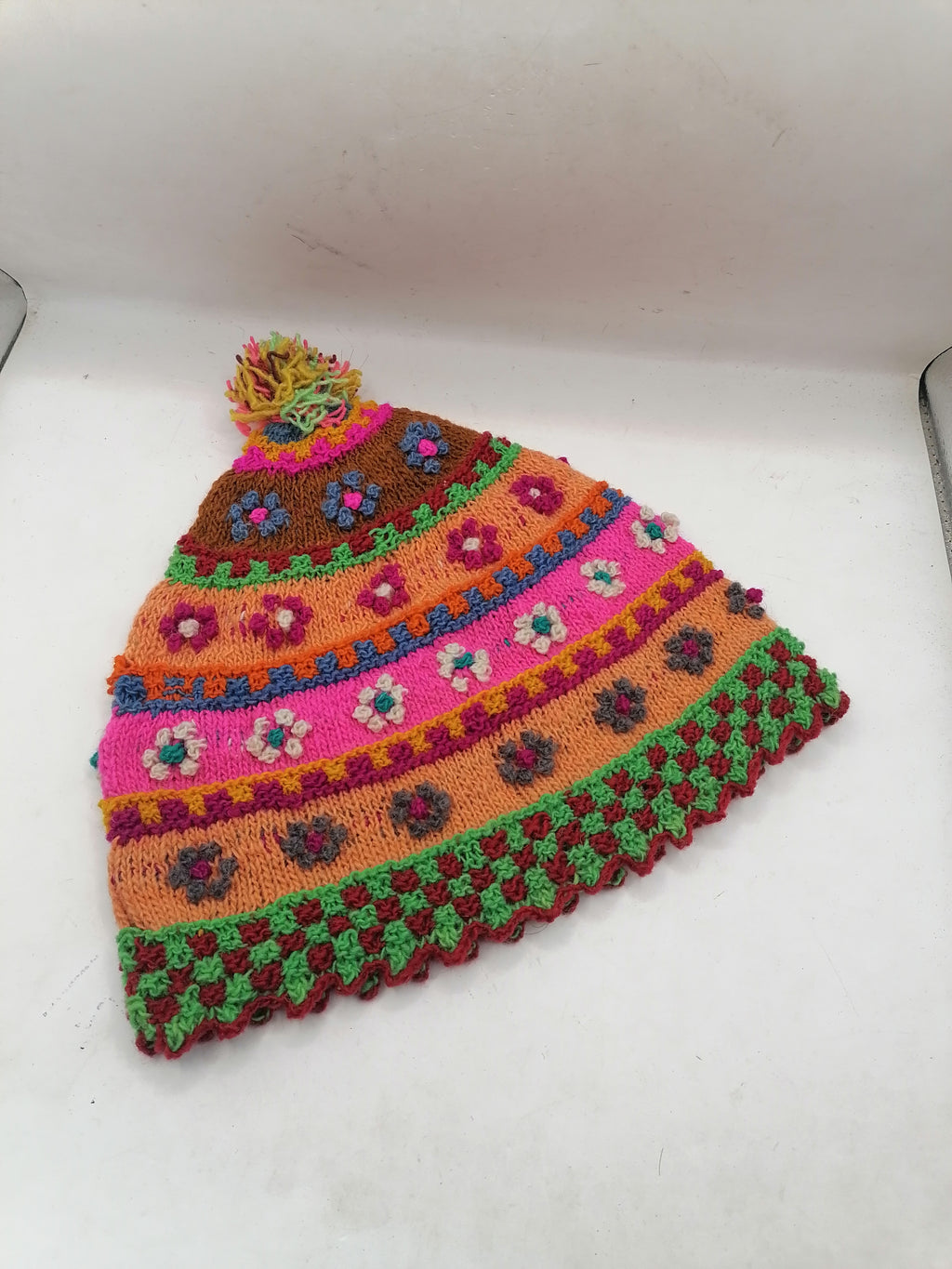 Unisex Knitted Wool Chullo for Warm Winter in Cusco