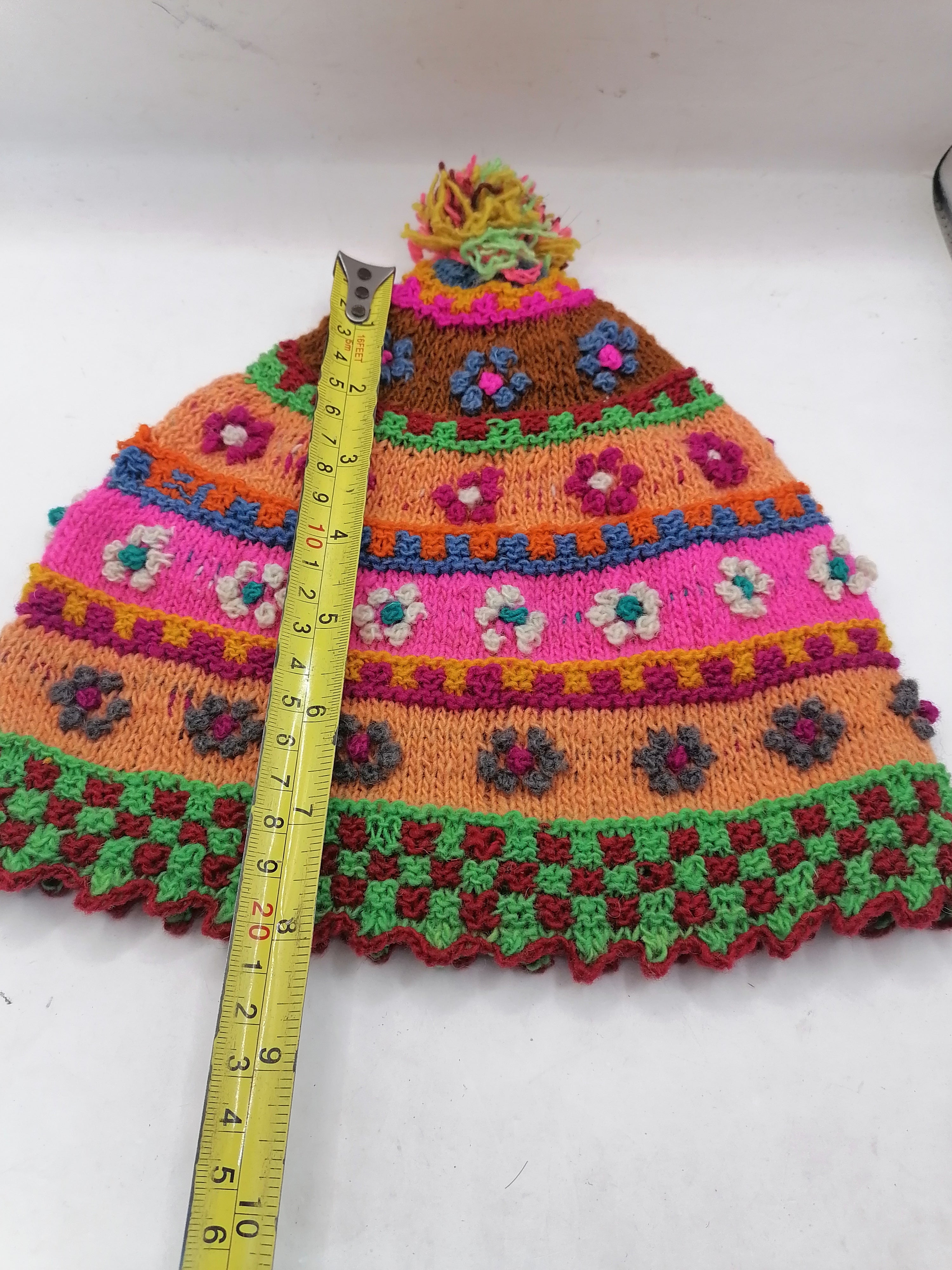 Unisex Knitted Wool Chullo for Warm Winter in Cusco