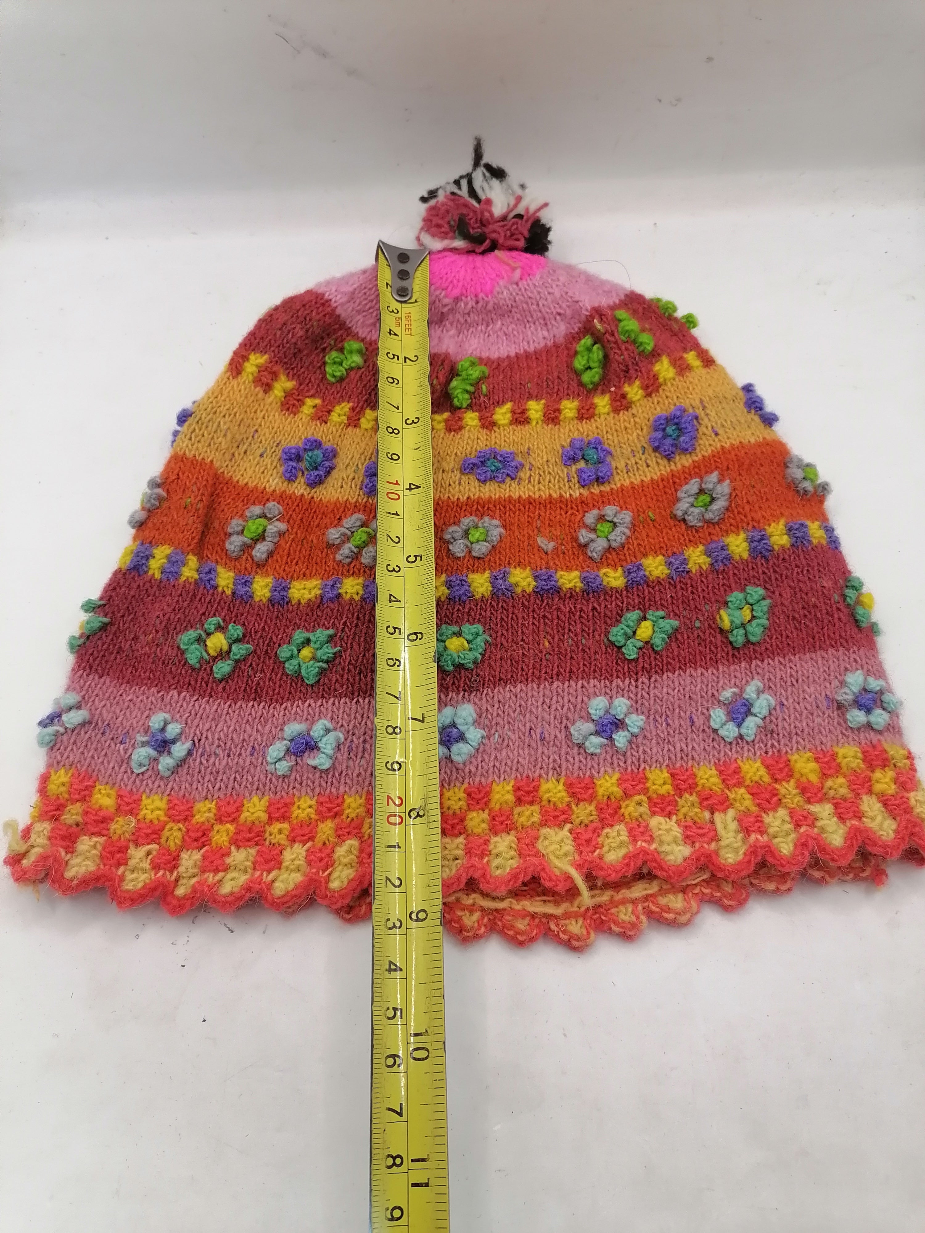 Unisex Knitted Wool Chullo for Warm Winter, Multicolor, Cusco