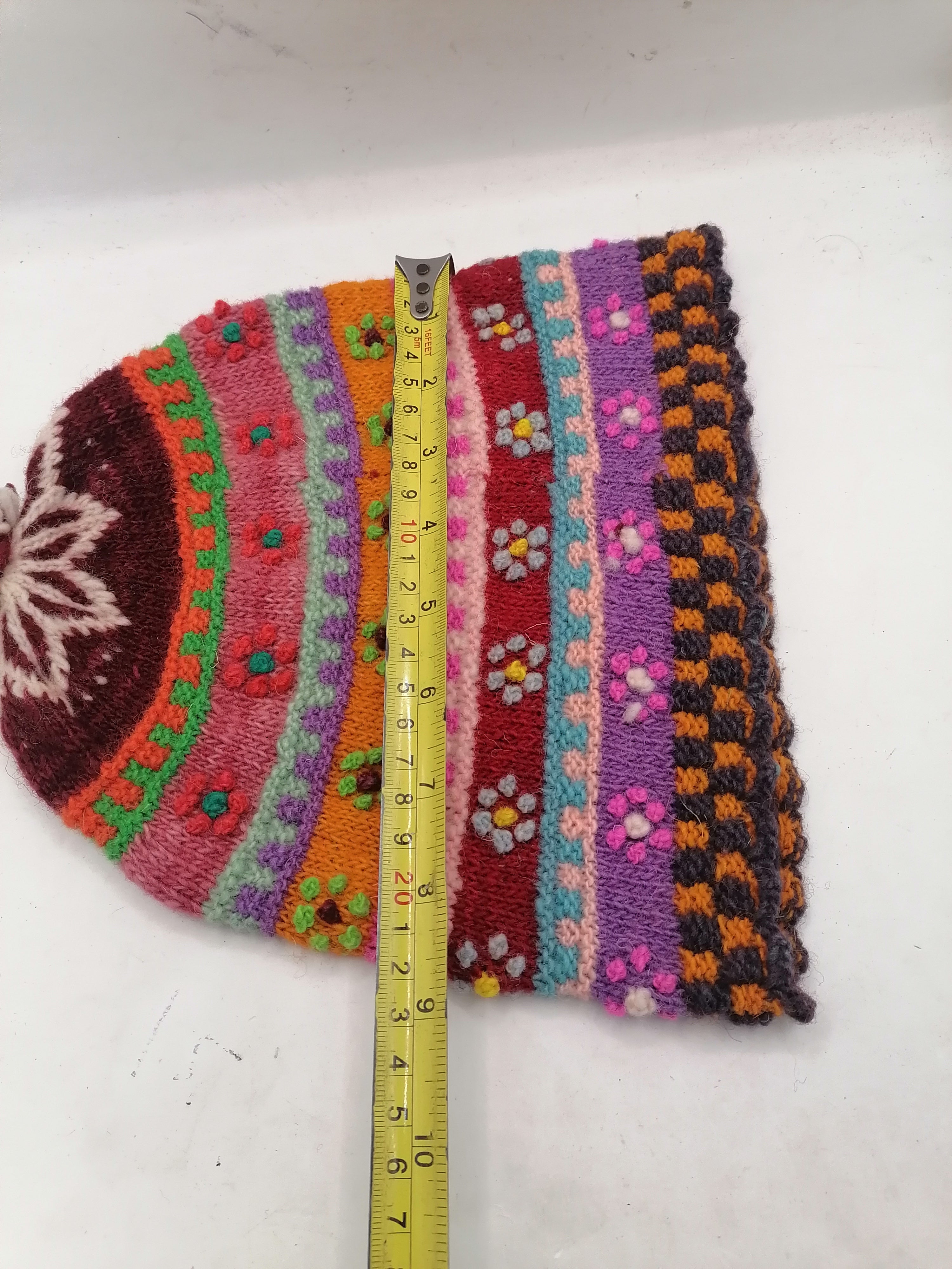Unisex Knitted Wool Chullo Hat, Traditional Andean Winter Hat