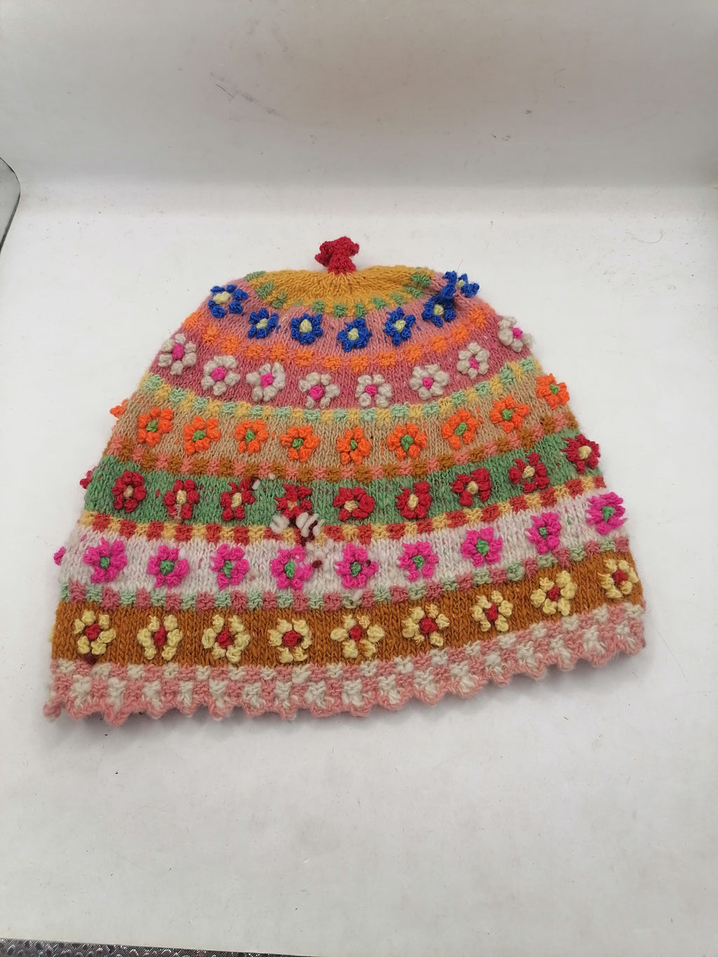 Unisex Knitted Wool Chullo for Warm Winter in Cusco