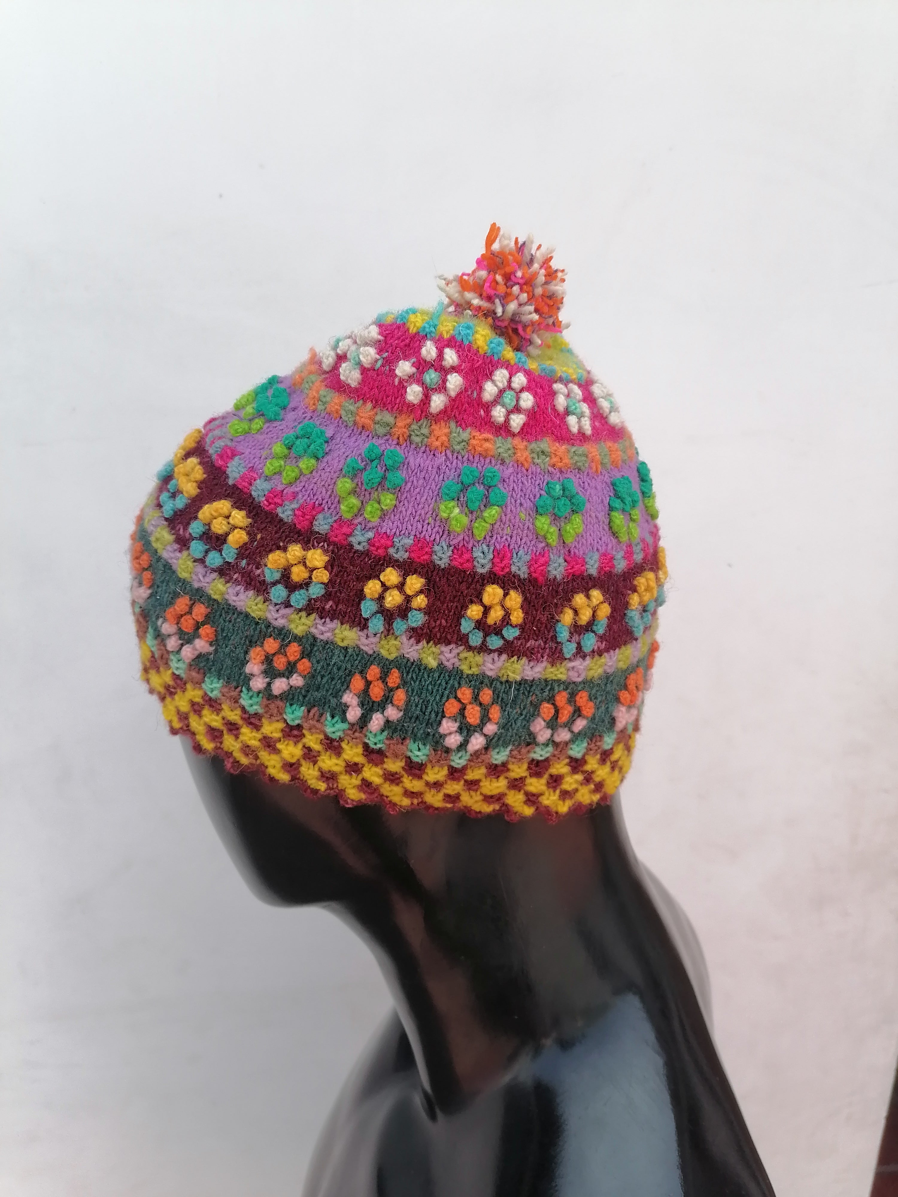 Unisex Knitted Sheep Wool Chullo for Winter Warm Cusco