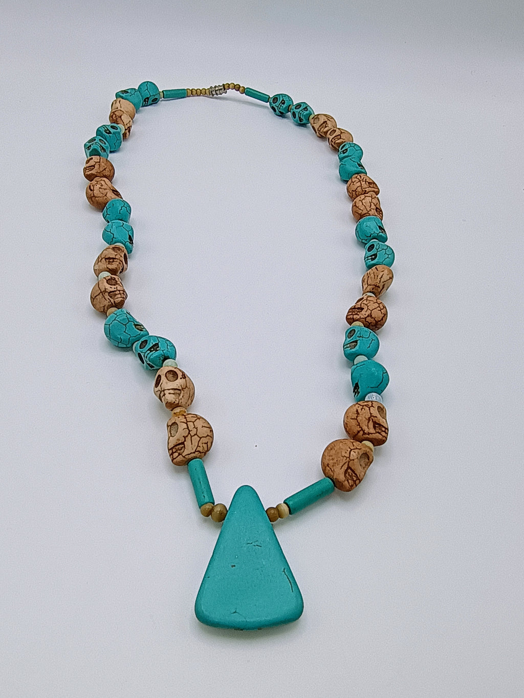 Unisex Necklace with Skull and Turquoise Stones
