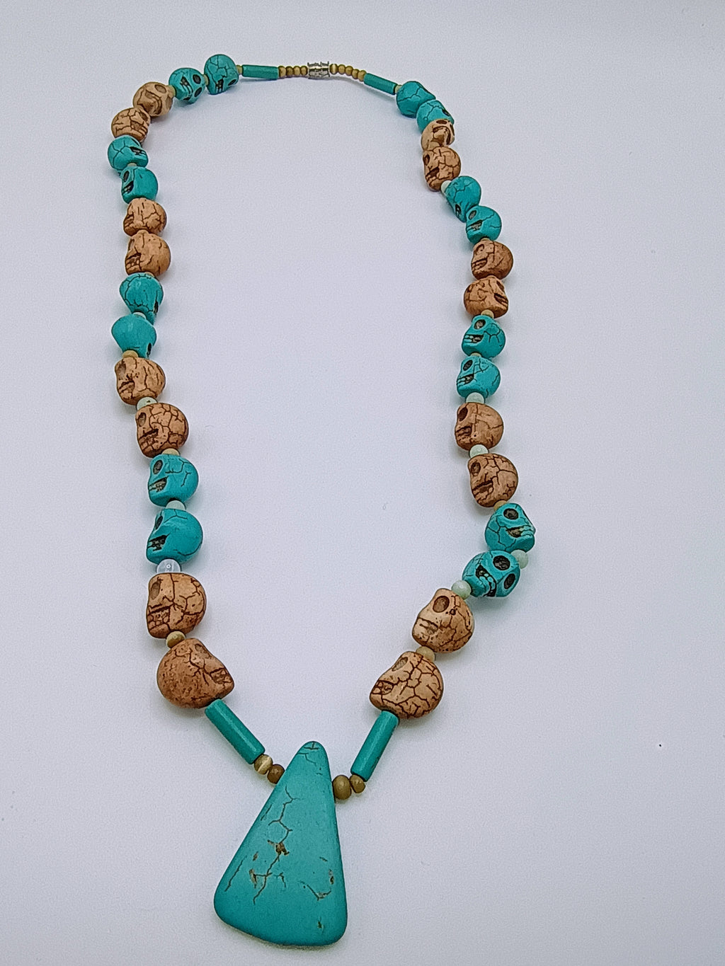Unisex Necklace with Skull and Turquoise Stones