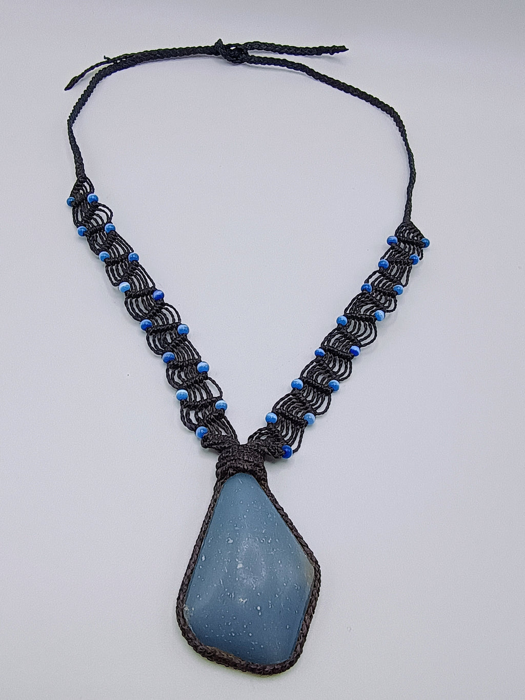 Unisex Necklace Woven Macrame Thread Natural Stone