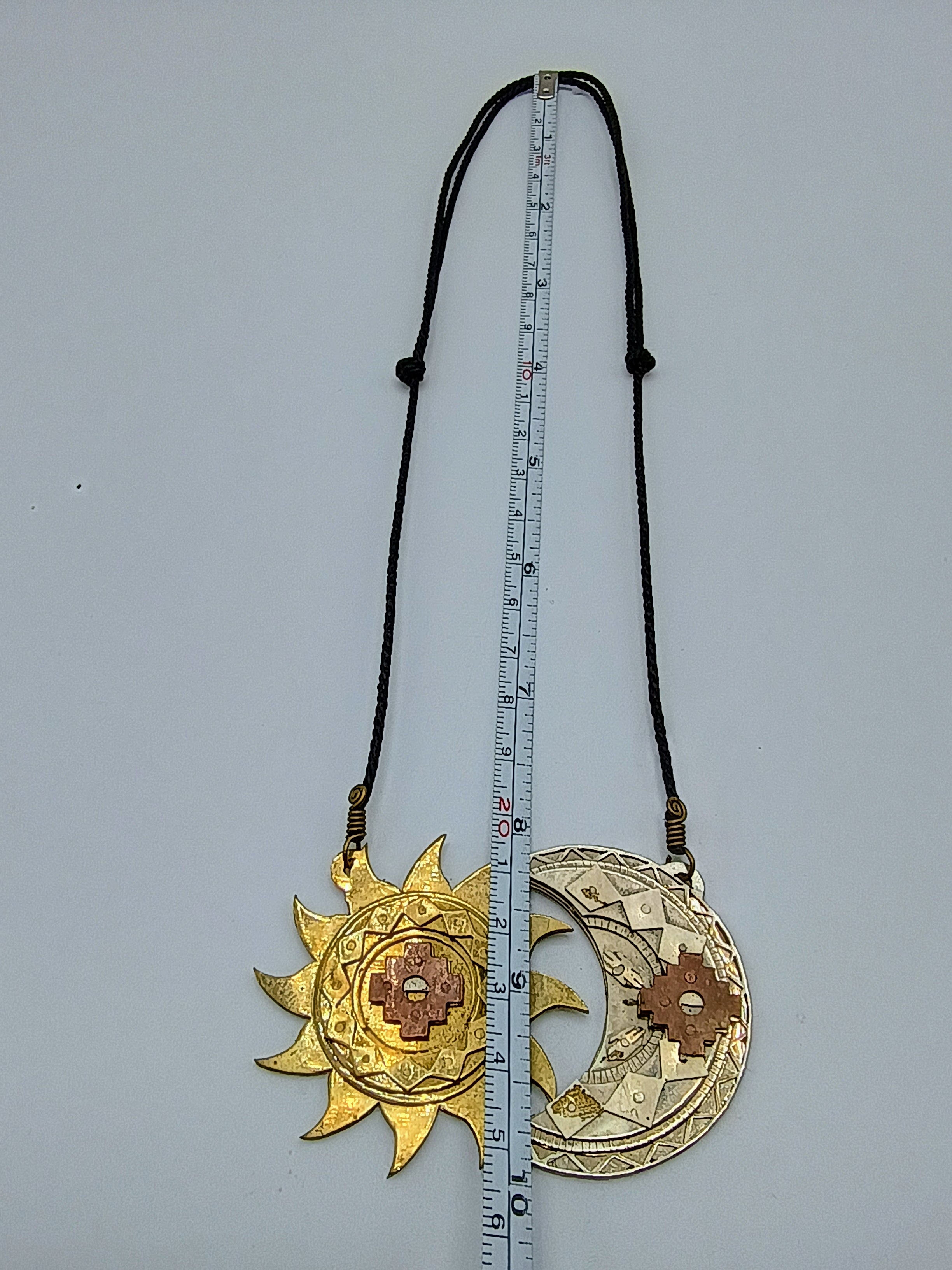 Unisex Handmade Necklace, Peruvian Craftsmanship, Cusco, Sun and Moon