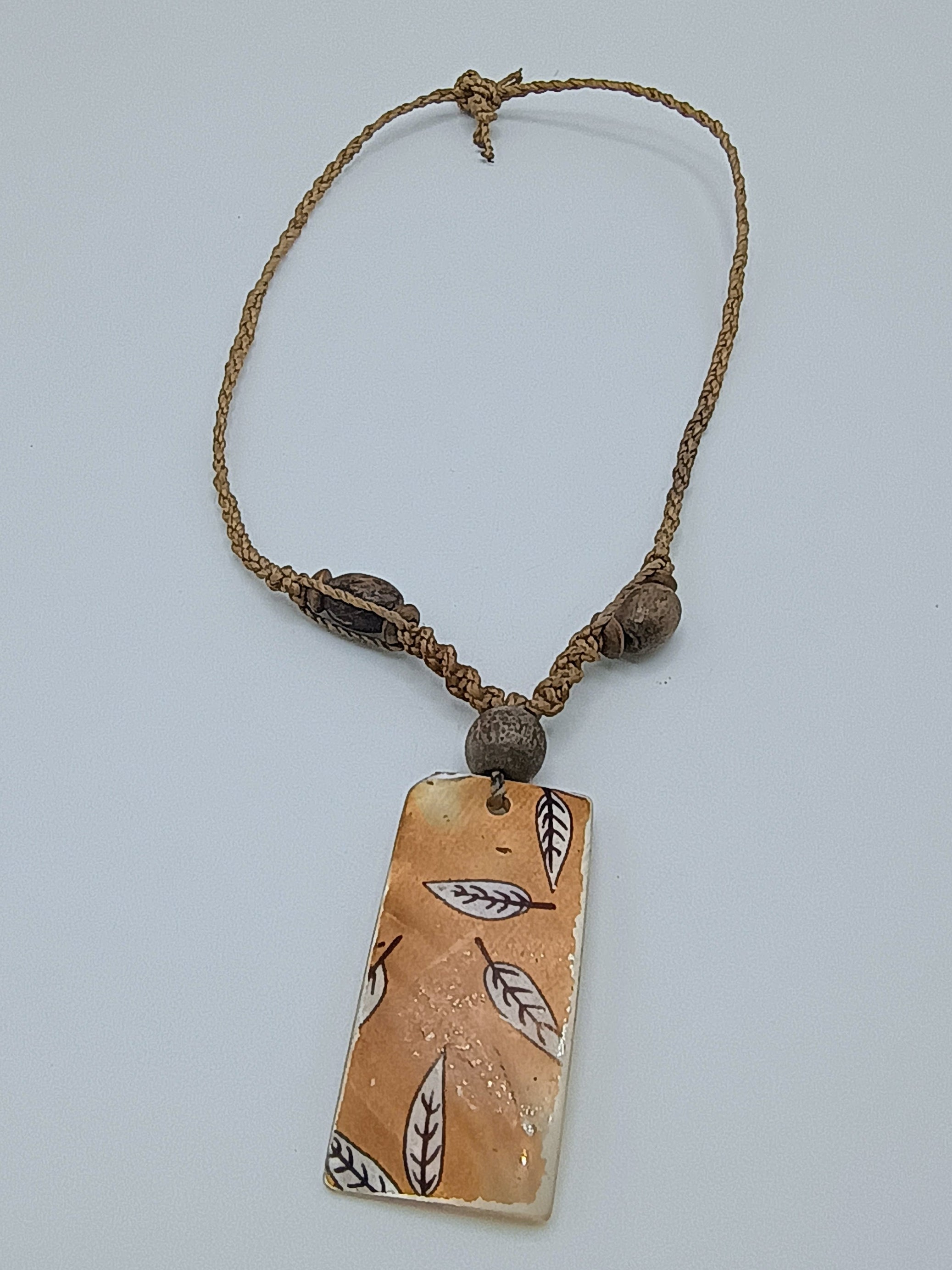 Handmade Mother-of-Pearl Pendant Macrame Necklace
